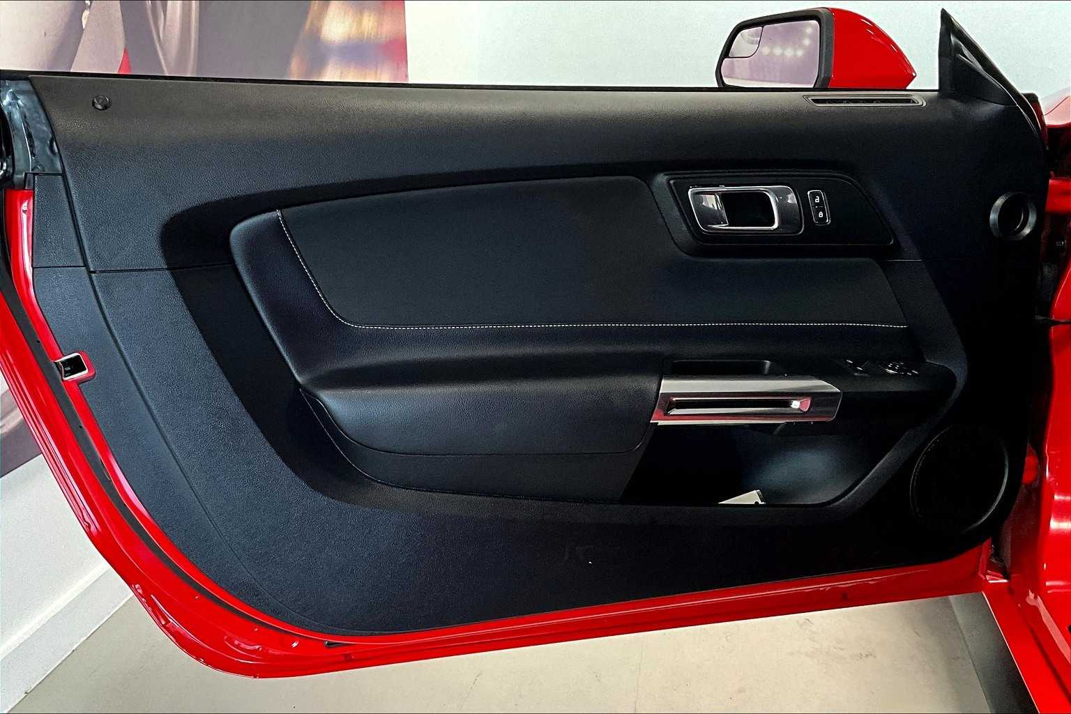 Thumbnail: 2019 Ford Mustang - 25