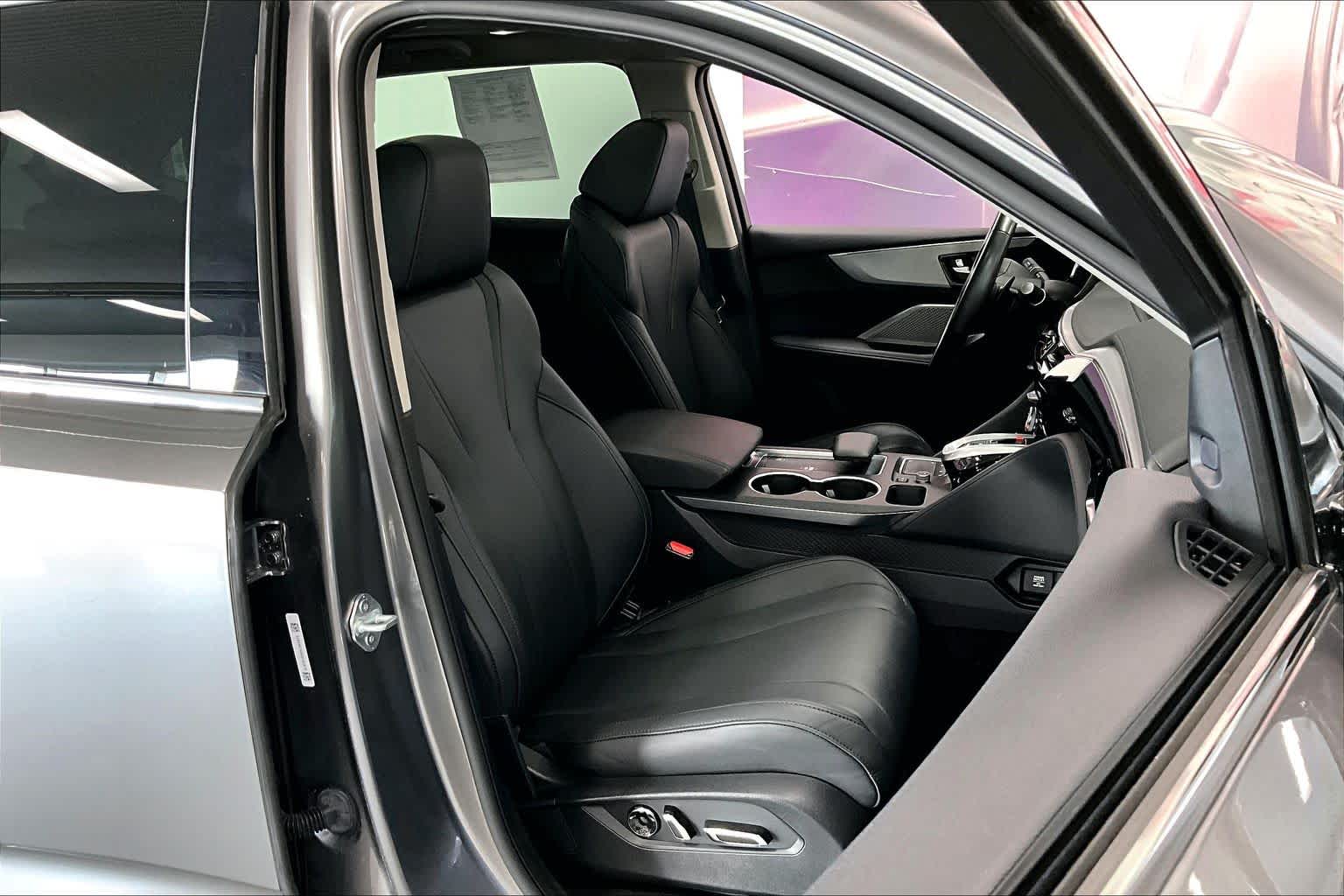 Thumbnail: 2023 Acura MDX - 12