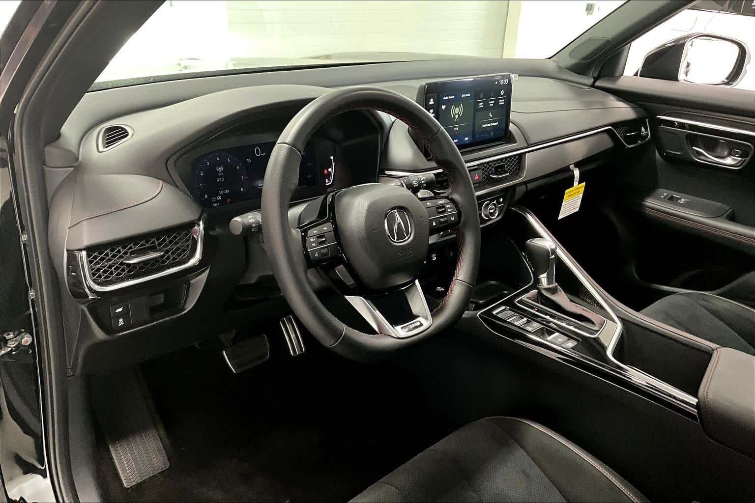 Thumbnail: 2025 Acura ADX - 2