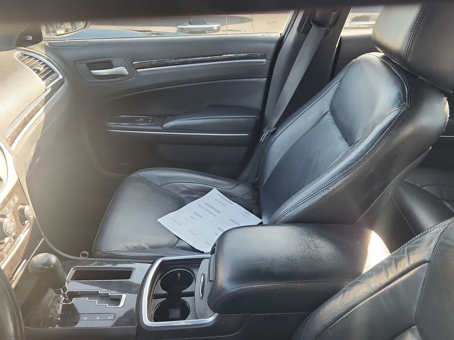 Thumbnail: 2011 Chrysler 300 - 9