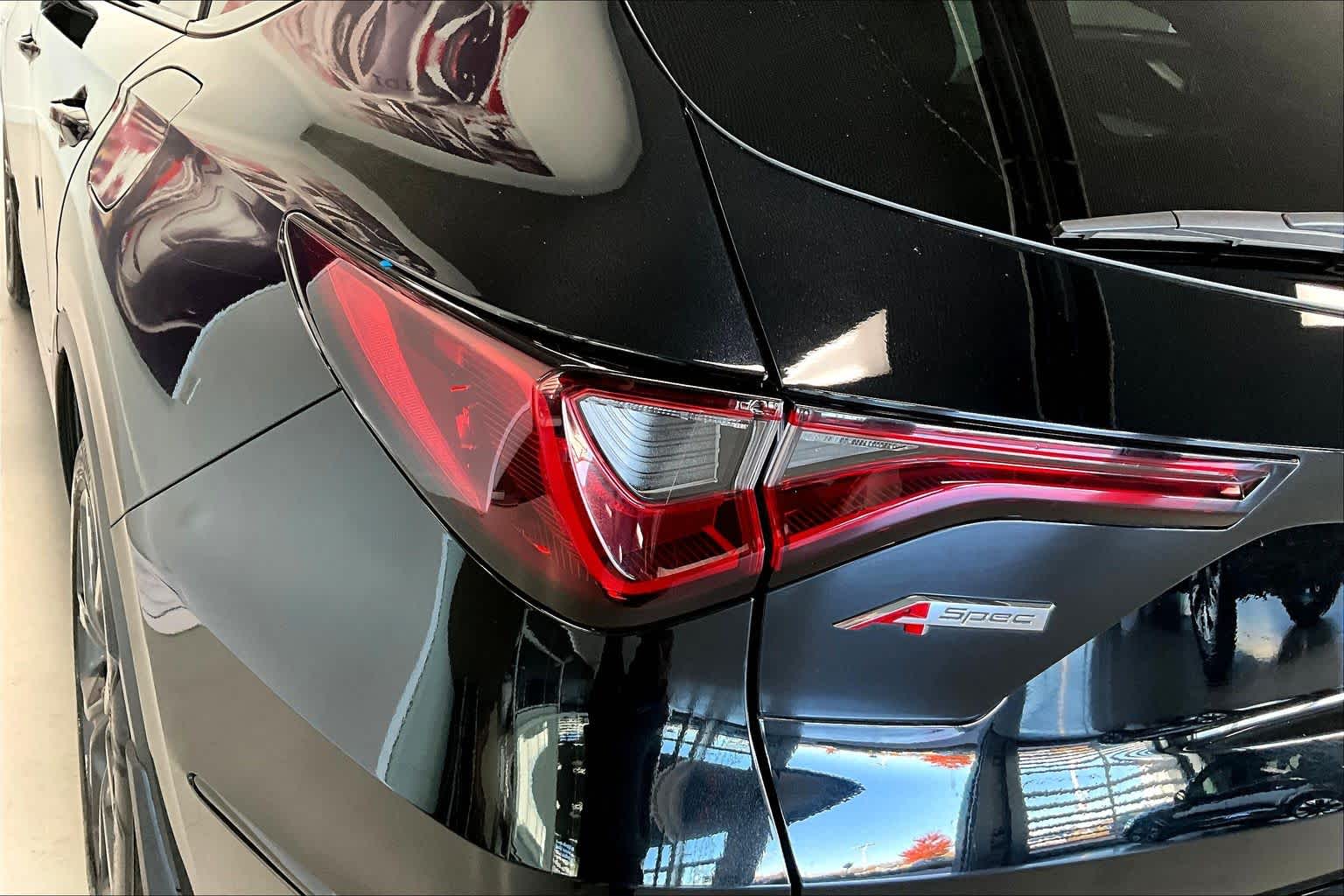 Thumbnail: 2023 Acura MDX - 29