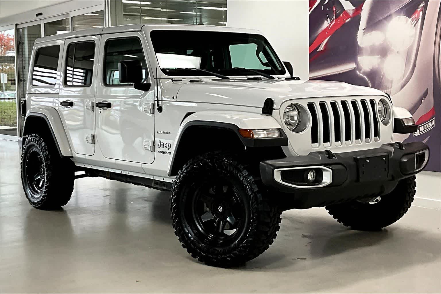 Thumbnail: 2018 Jeep Wrangler - 19
