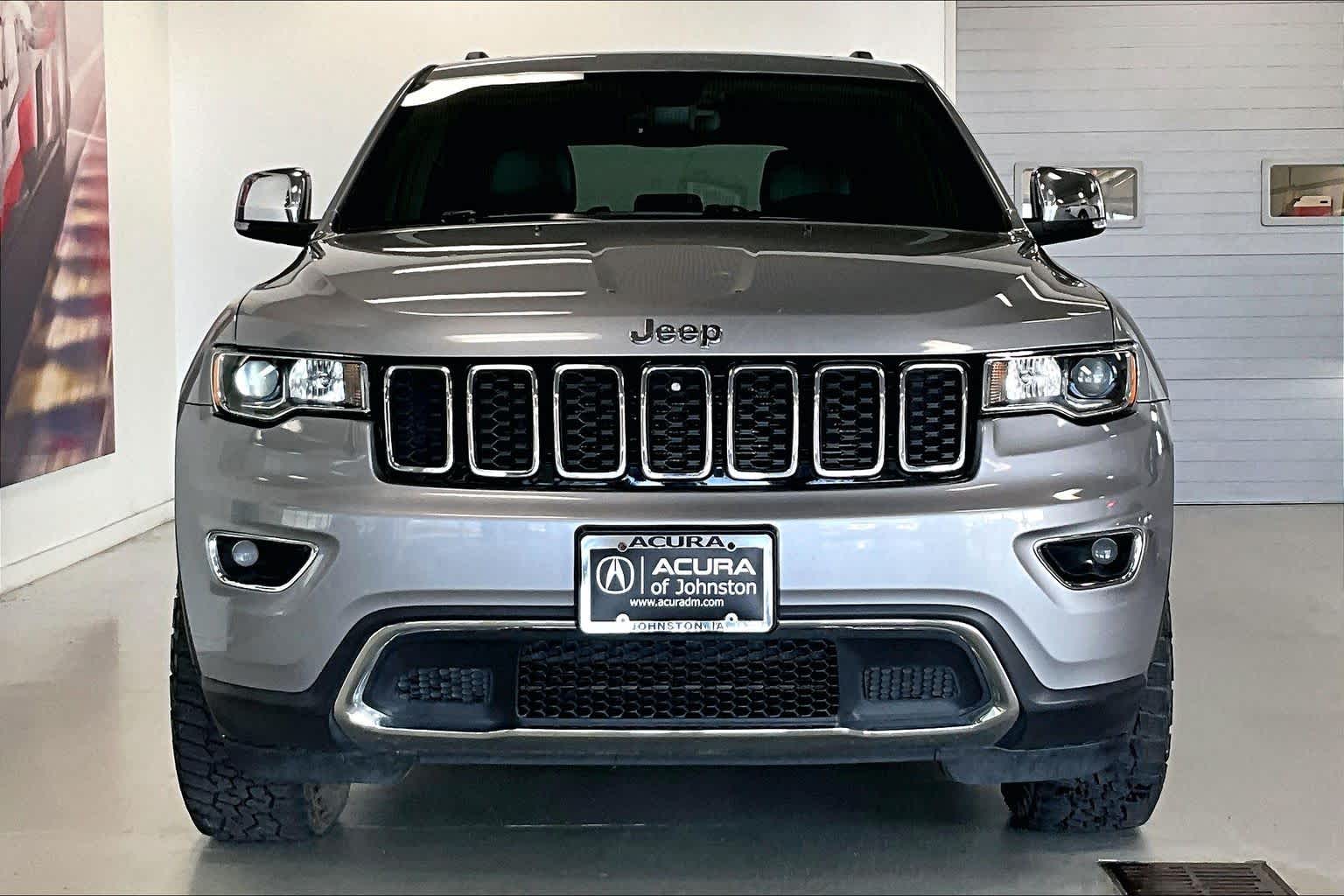 Thumbnail: 2018 Jeep Grand Cherokee - 6