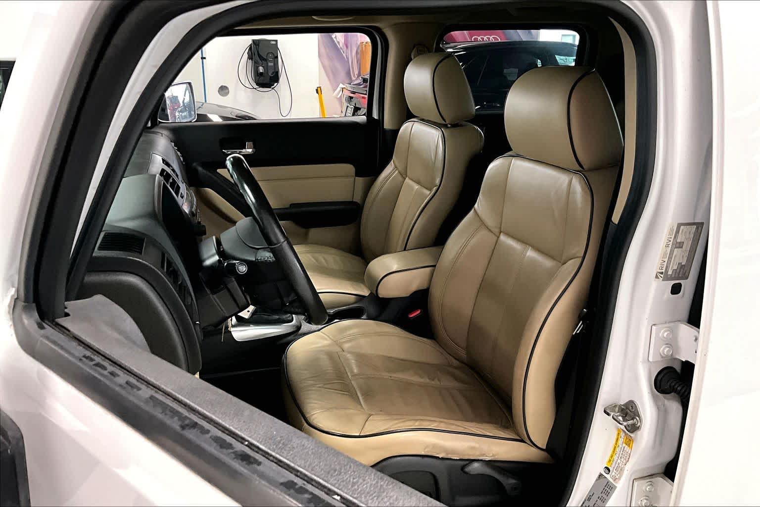 Thumbnail: 2010 Hummer H3 - 10