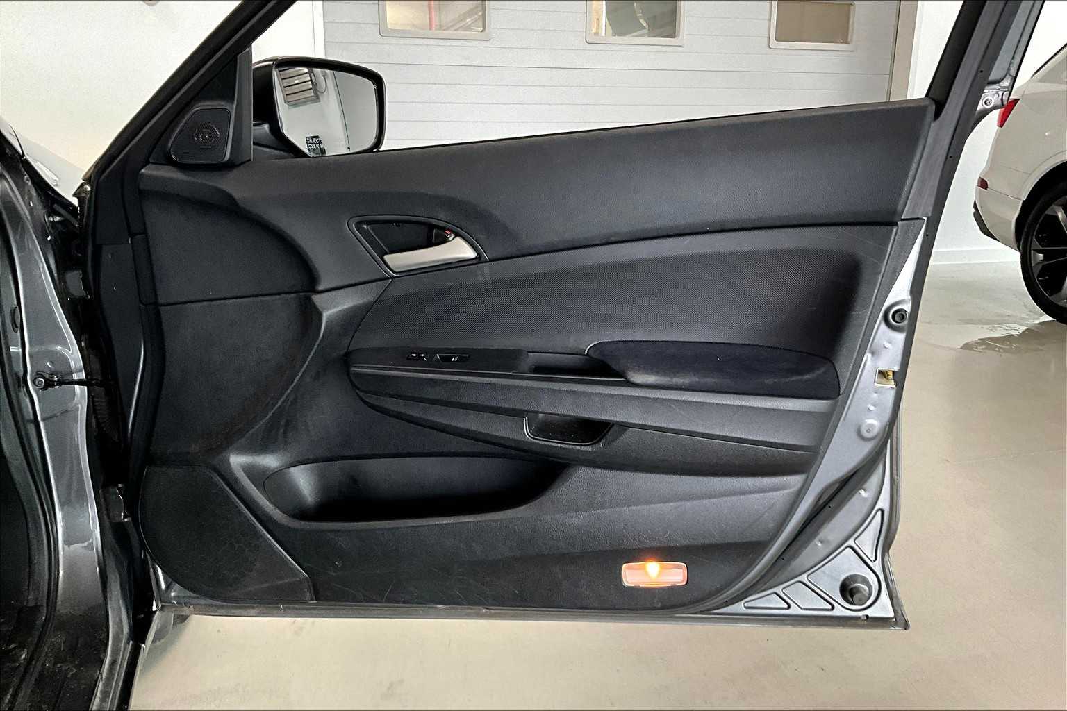 Thumbnail: 2011 Honda Accord - 15