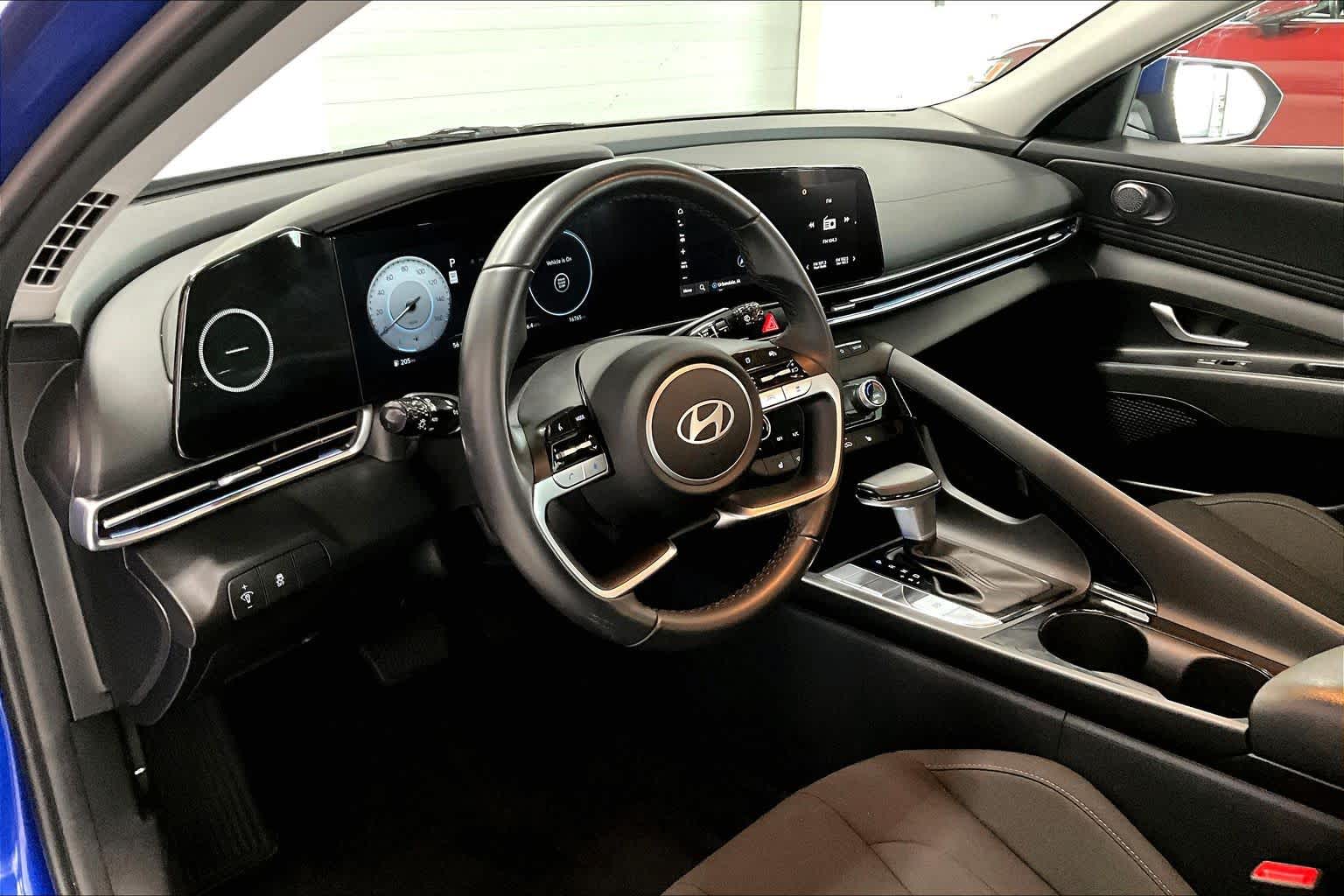 Thumbnail: 2024 Hyundai Elantra - 2