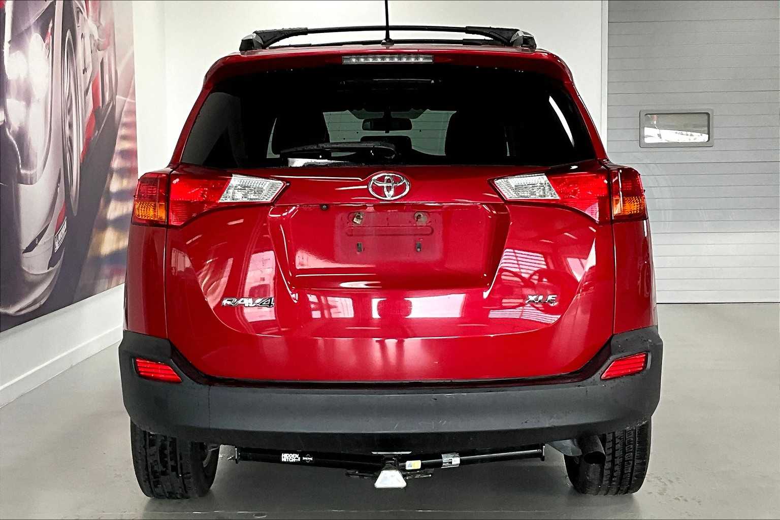 Thumbnail: 2013 Toyota RAV4 - 5
