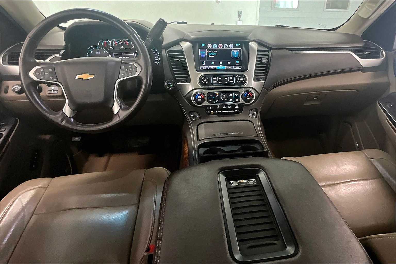 Thumbnail: 2015 Chevrolet Tahoe - 8