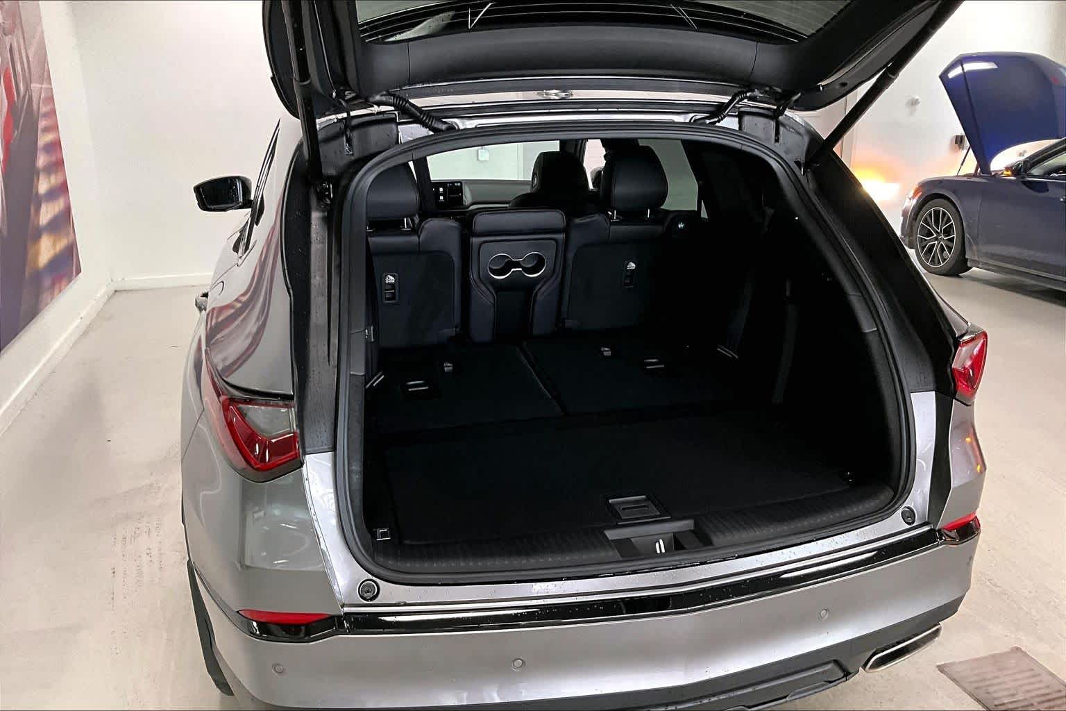 Thumbnail: 2026 Acura MDX - 19