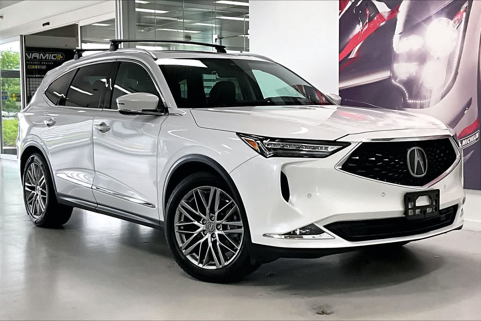Thumbnail: 2022 Acura MDX - 18