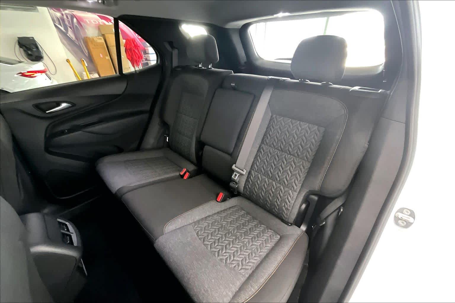 Thumbnail: 2023 Chevrolet Equinox - 26