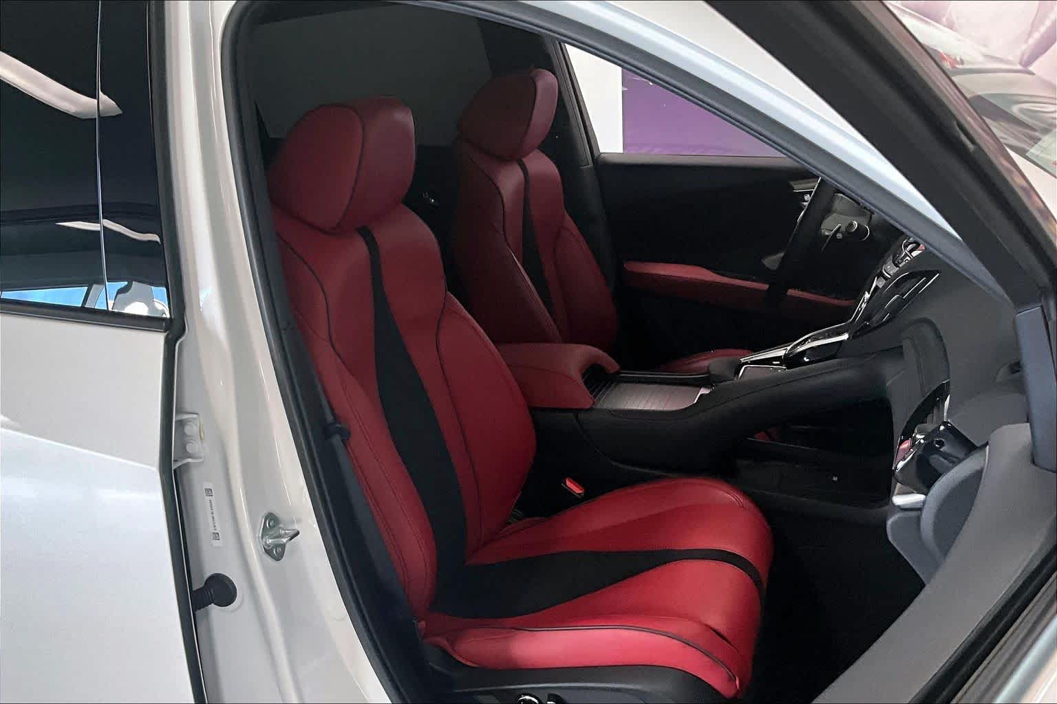 Thumbnail: 2024 Acura RDX - 12