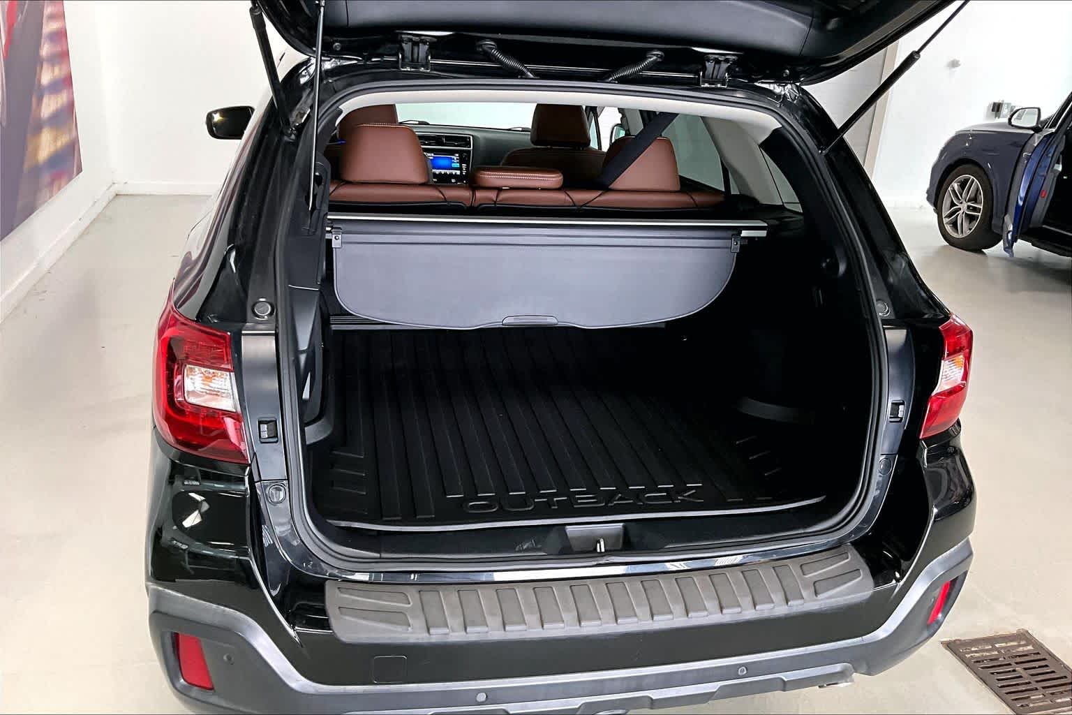 Thumbnail: 2018 Subaru Outback - 16