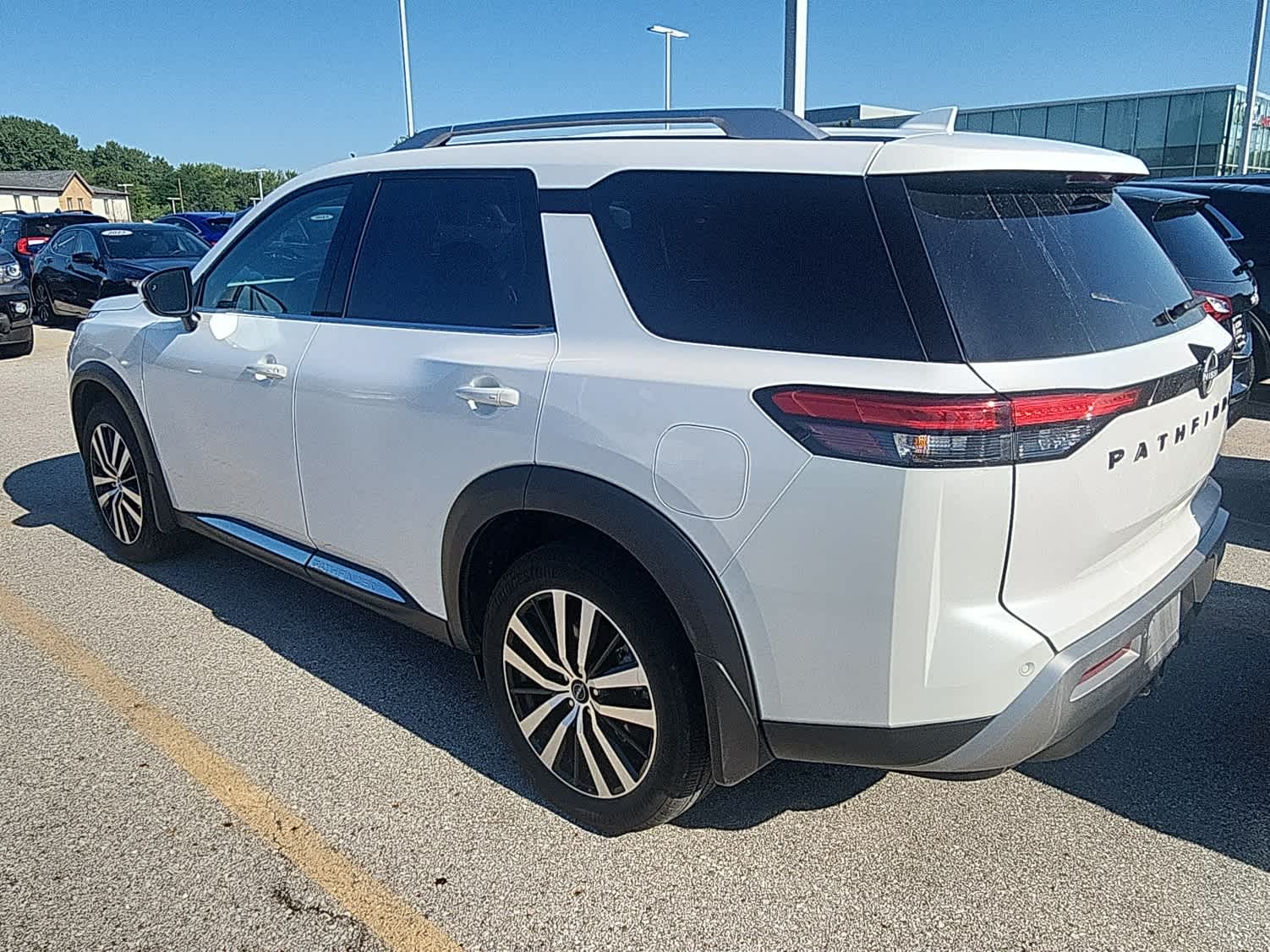 Thumbnail: 2025 Nissan Pathfinder - 6