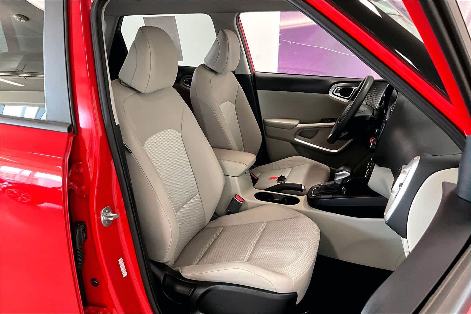 Thumbnail: 2023 Kia Soul - 11