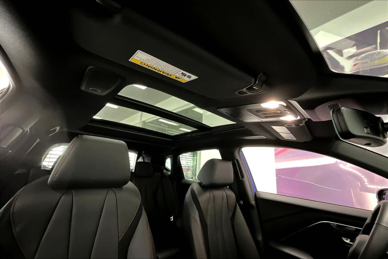 Thumbnail: 2025 Acura ADX - 28