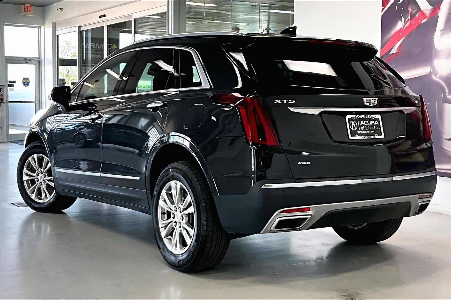 Thumbnail: 2020 Cadillac XT5 - 4