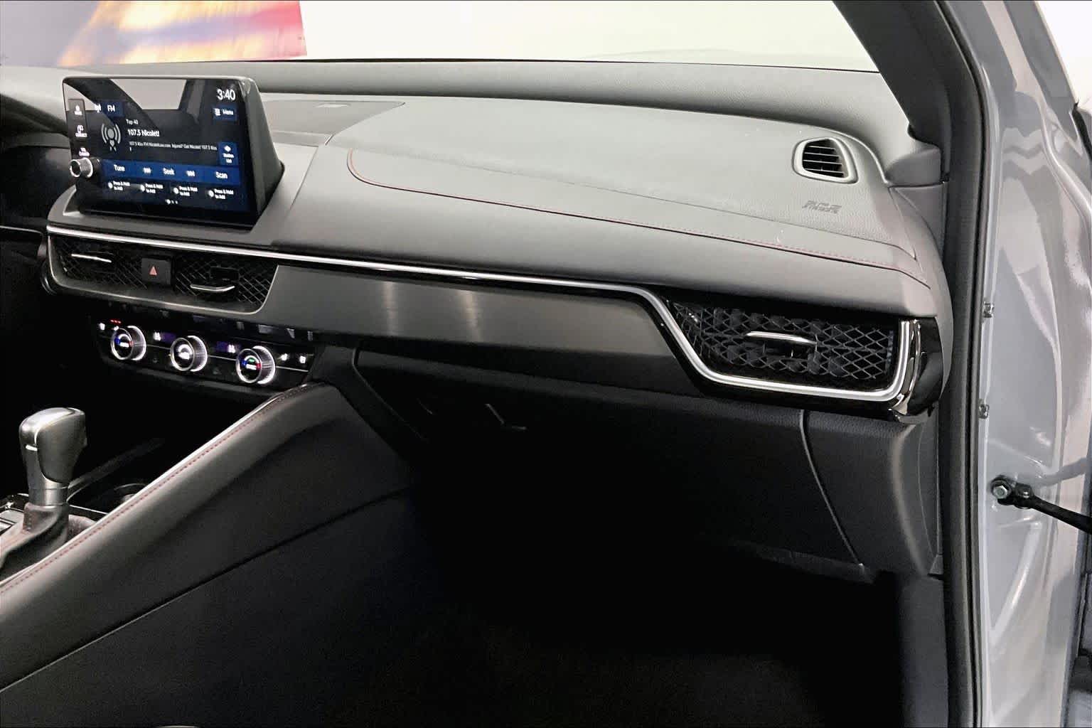 Thumbnail: 2025 Acura ADX - 19