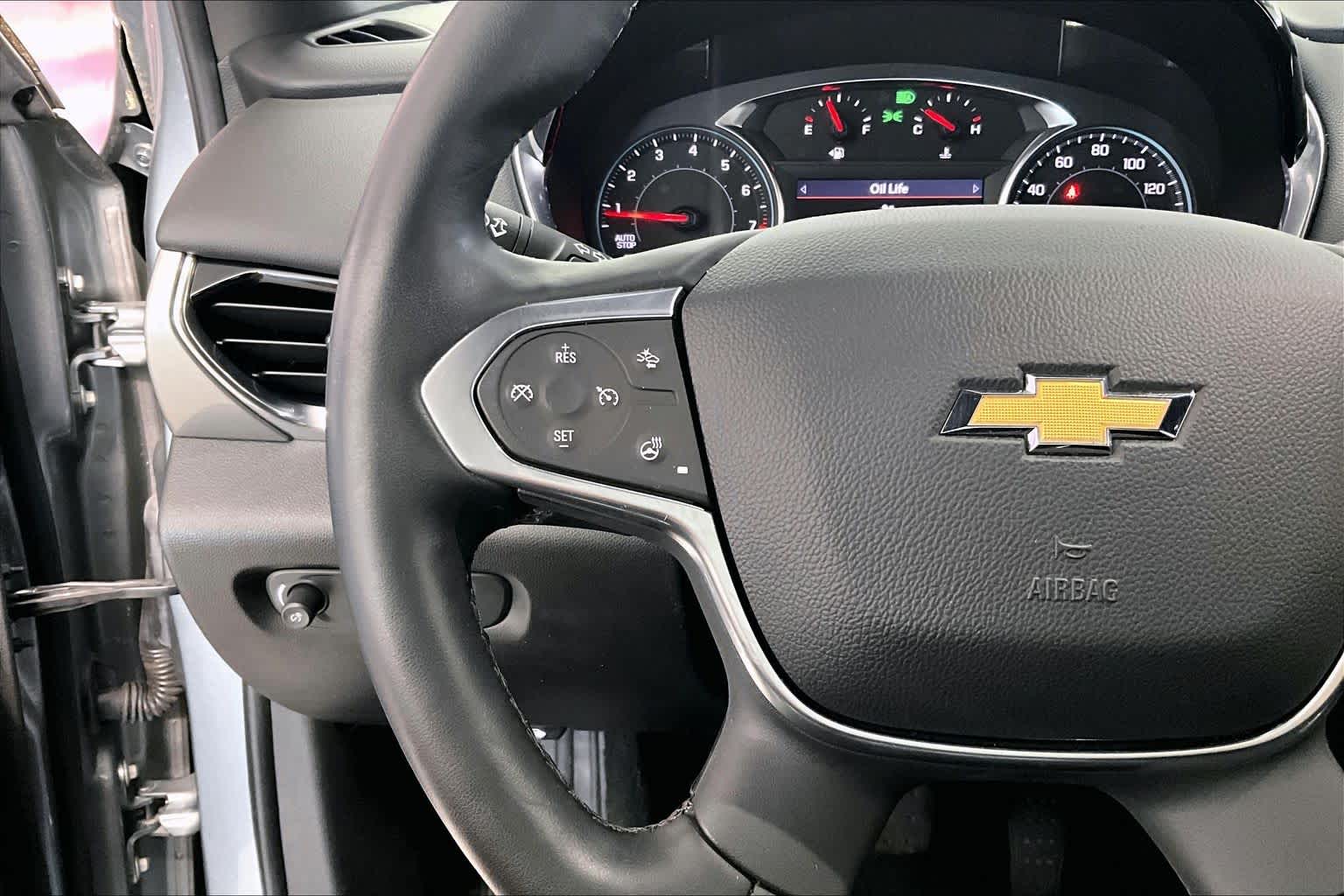Thumbnail: 2023 Chevrolet Traverse - 22