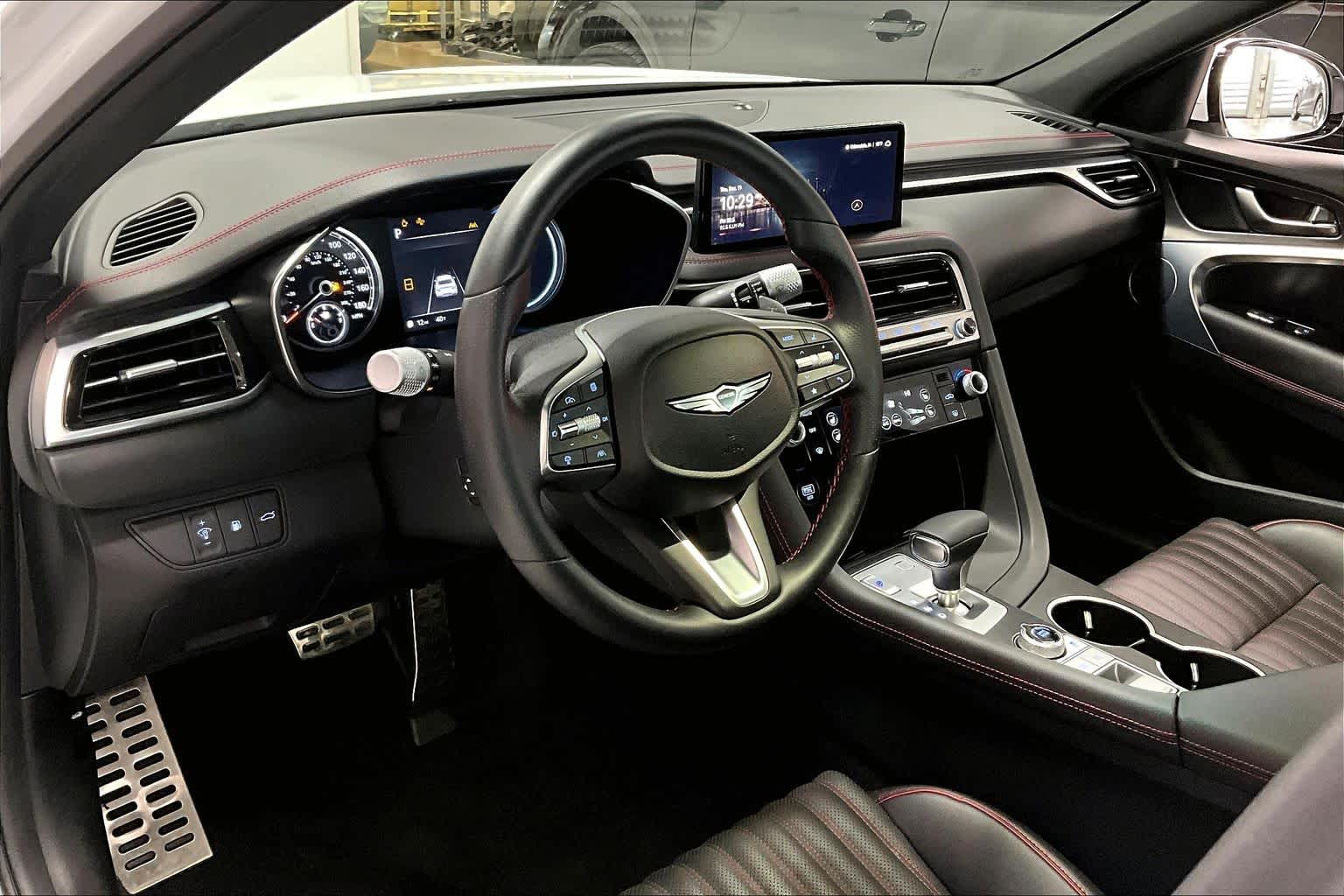 Thumbnail: 2024 Genesis G70 - 2