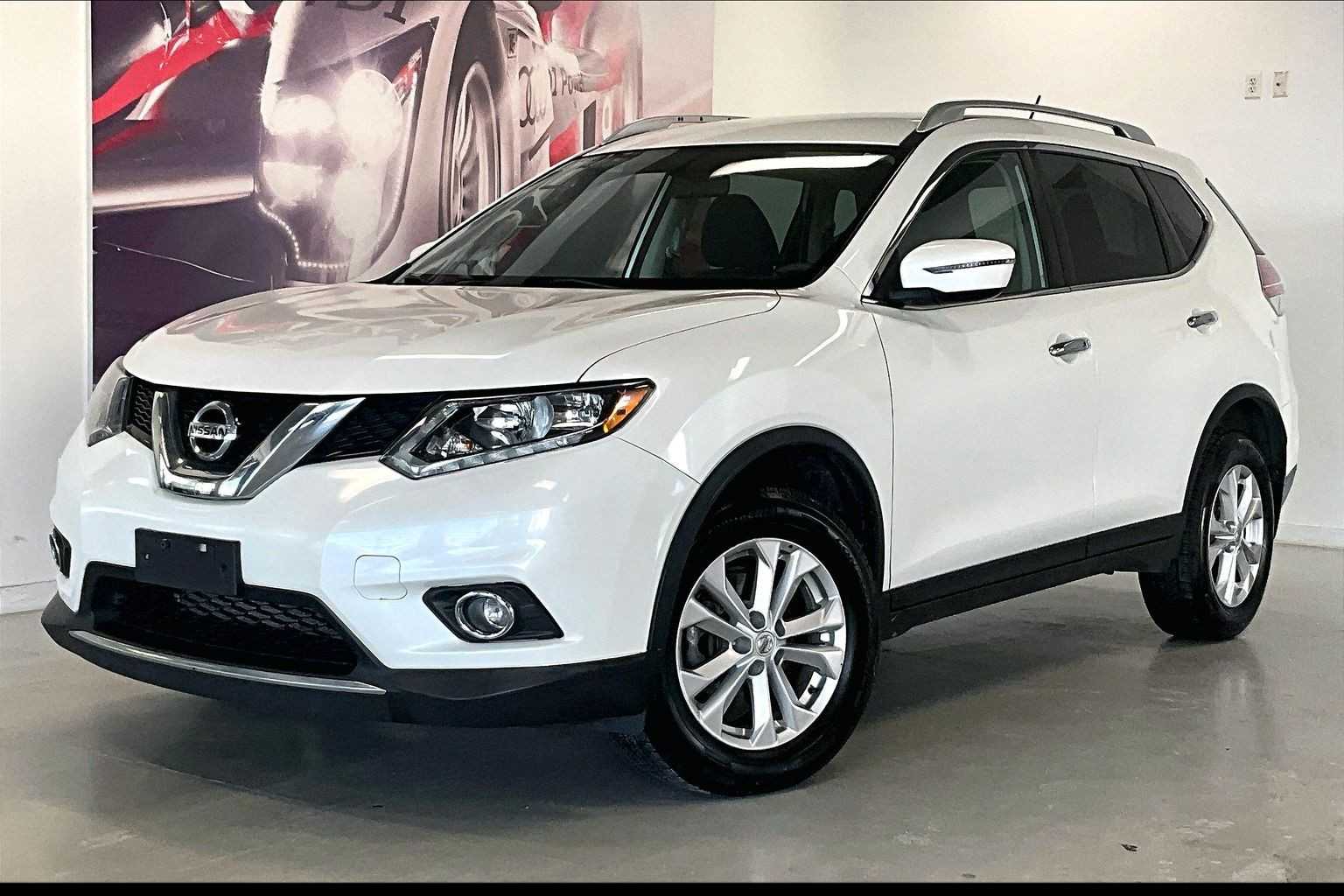 2016 Nissan Rogue SV -
                  Johnston, IA
