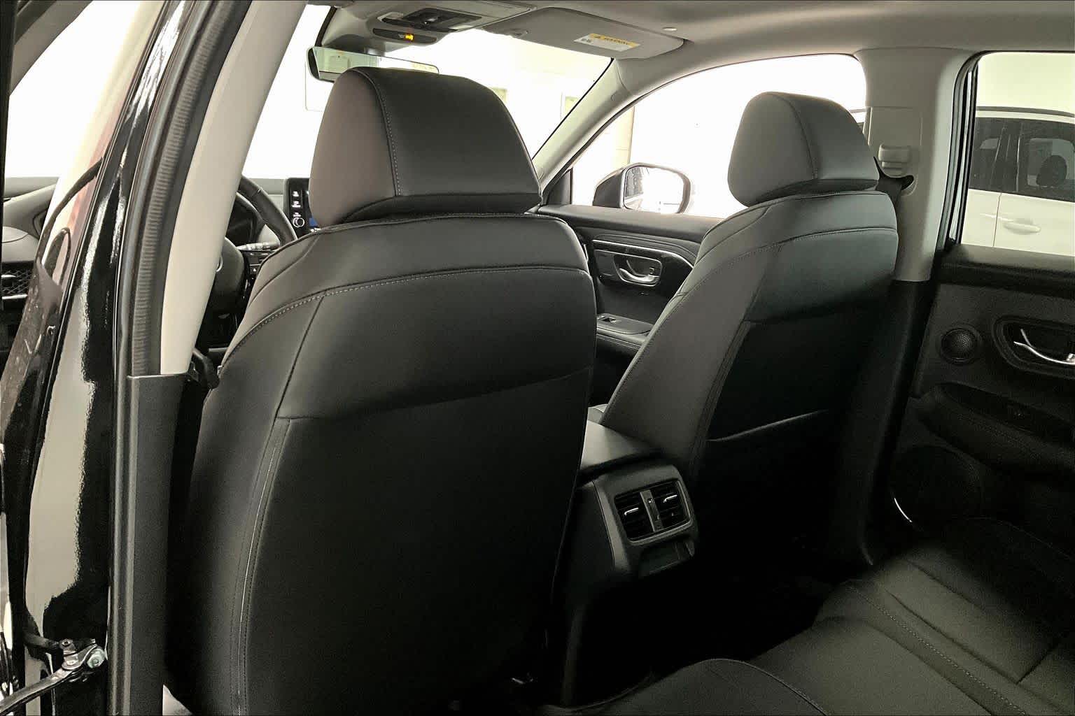 Thumbnail: 2025 Acura ADX - 12