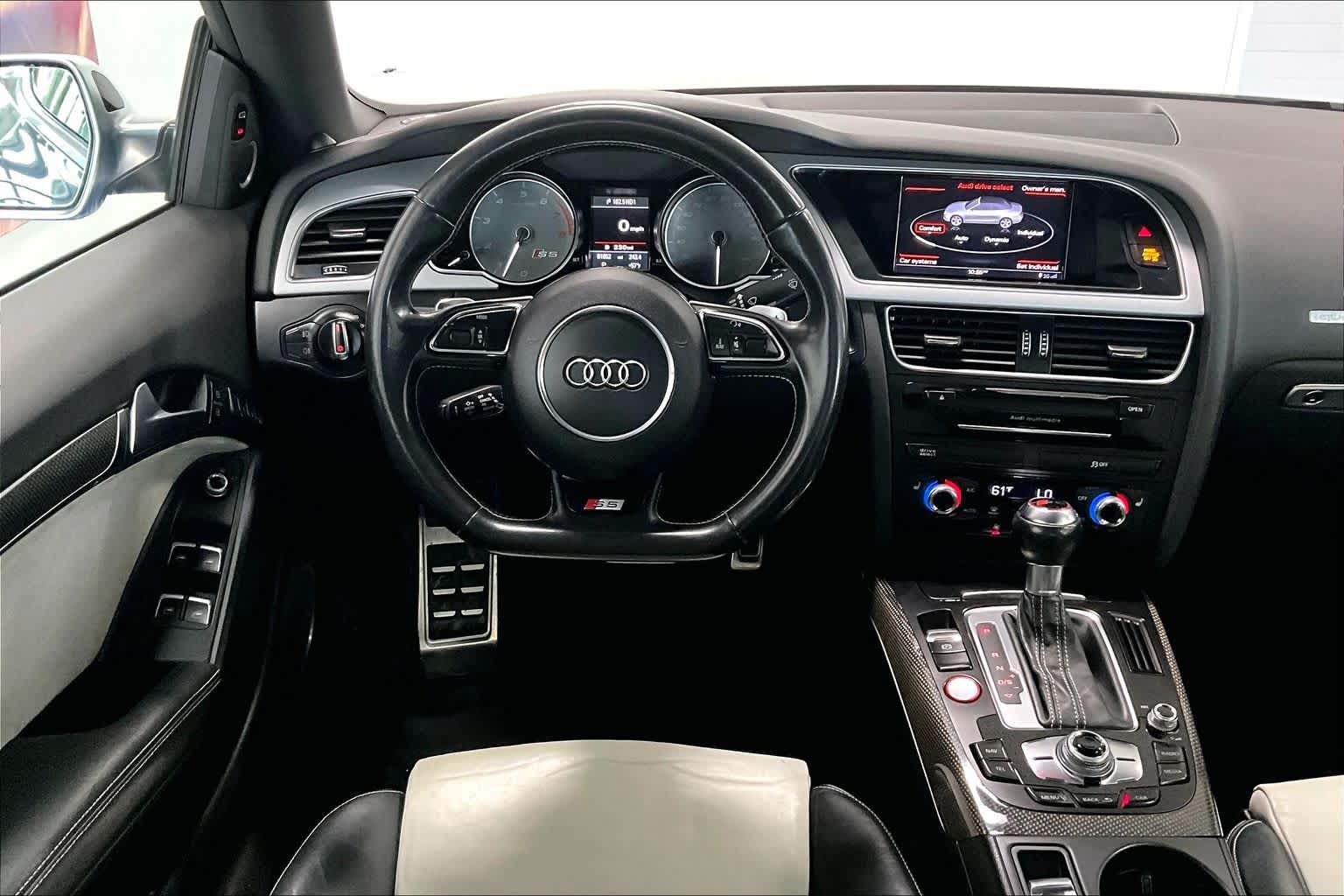 Thumbnail: 2016 Audi S5 - 12