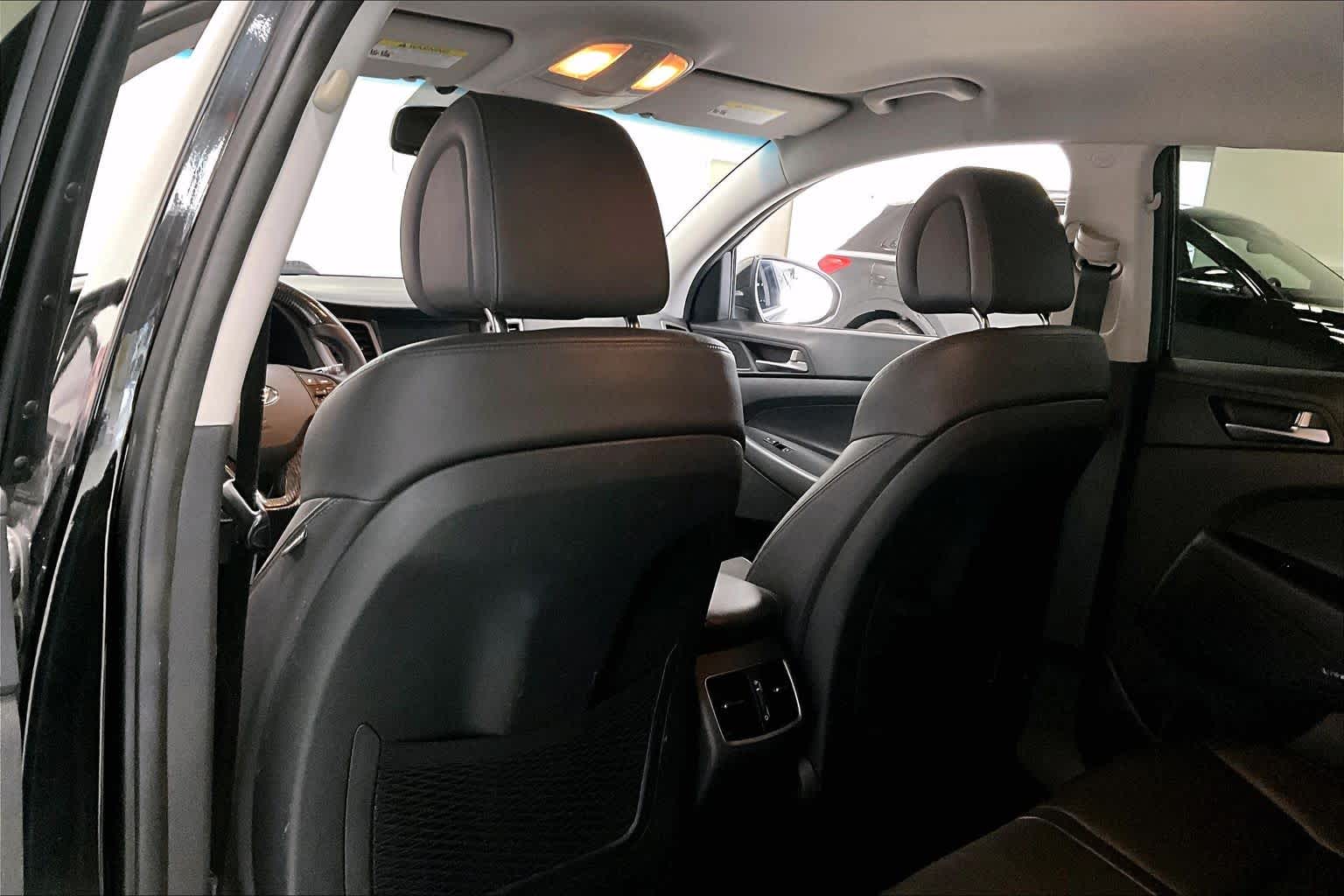 Thumbnail: 2017 Hyundai Tucson - 11