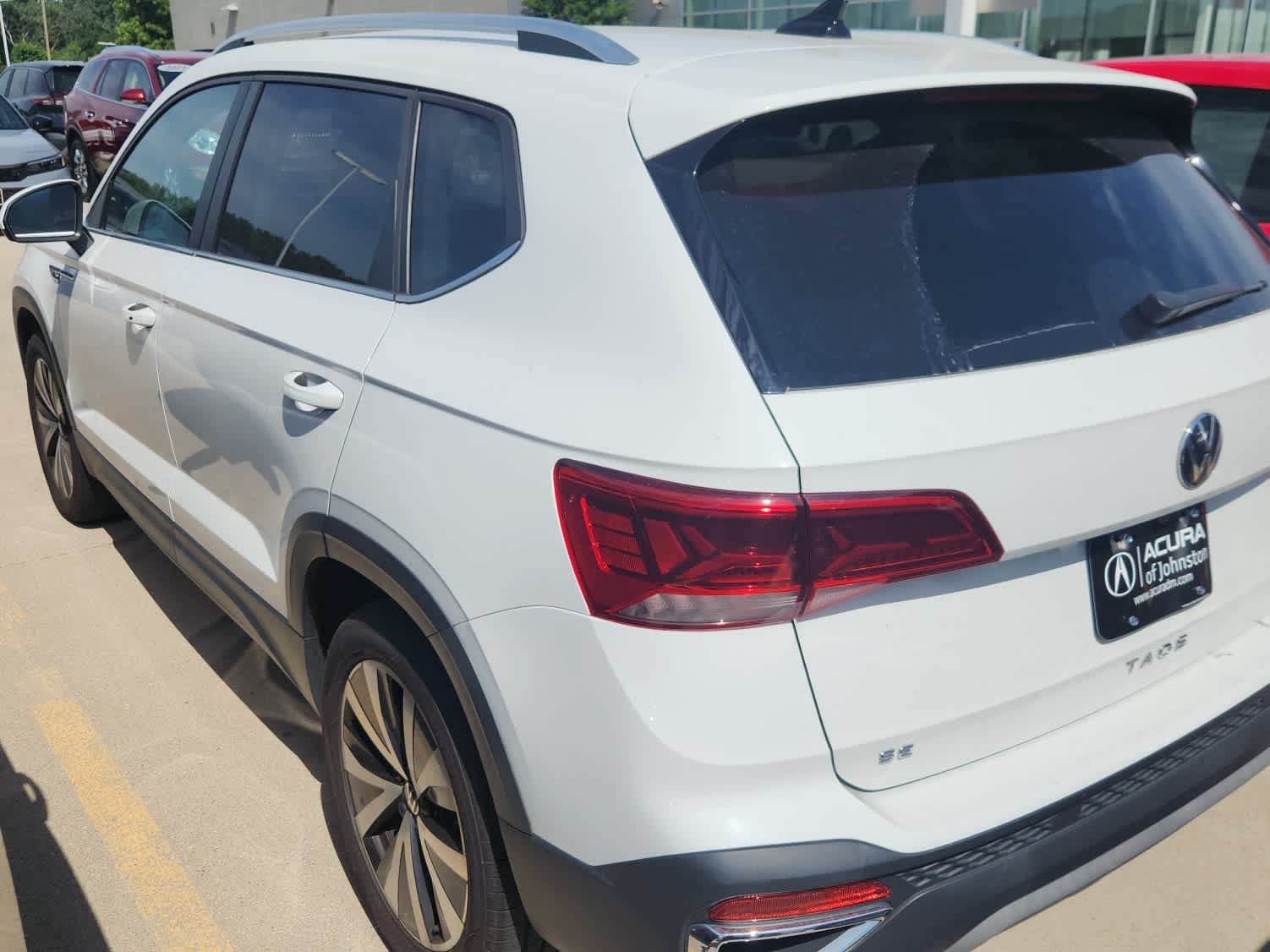 Thumbnail: 2022 Volkswagen Taos - 7
