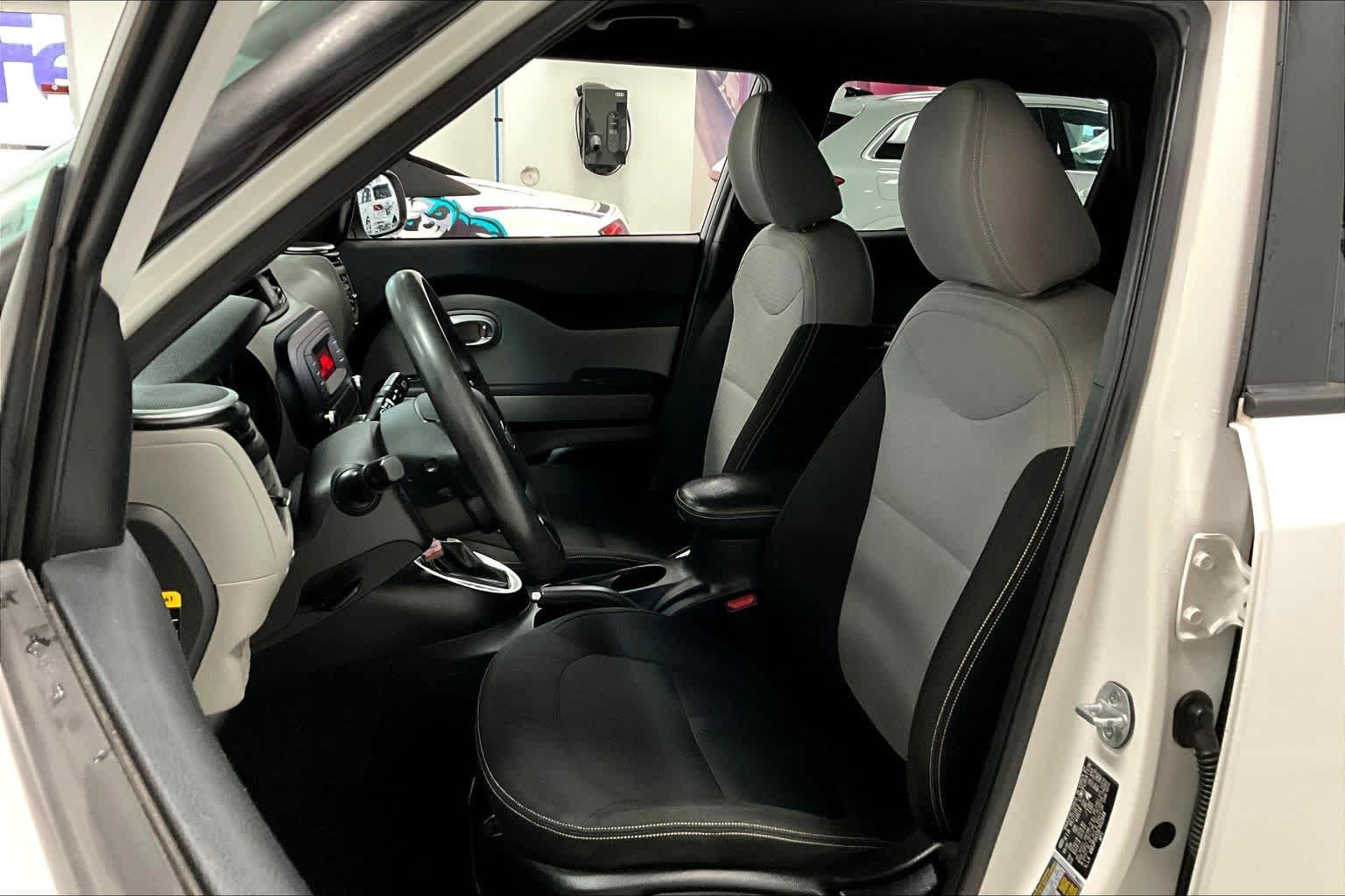 Thumbnail: 2014 Kia Soul - 10