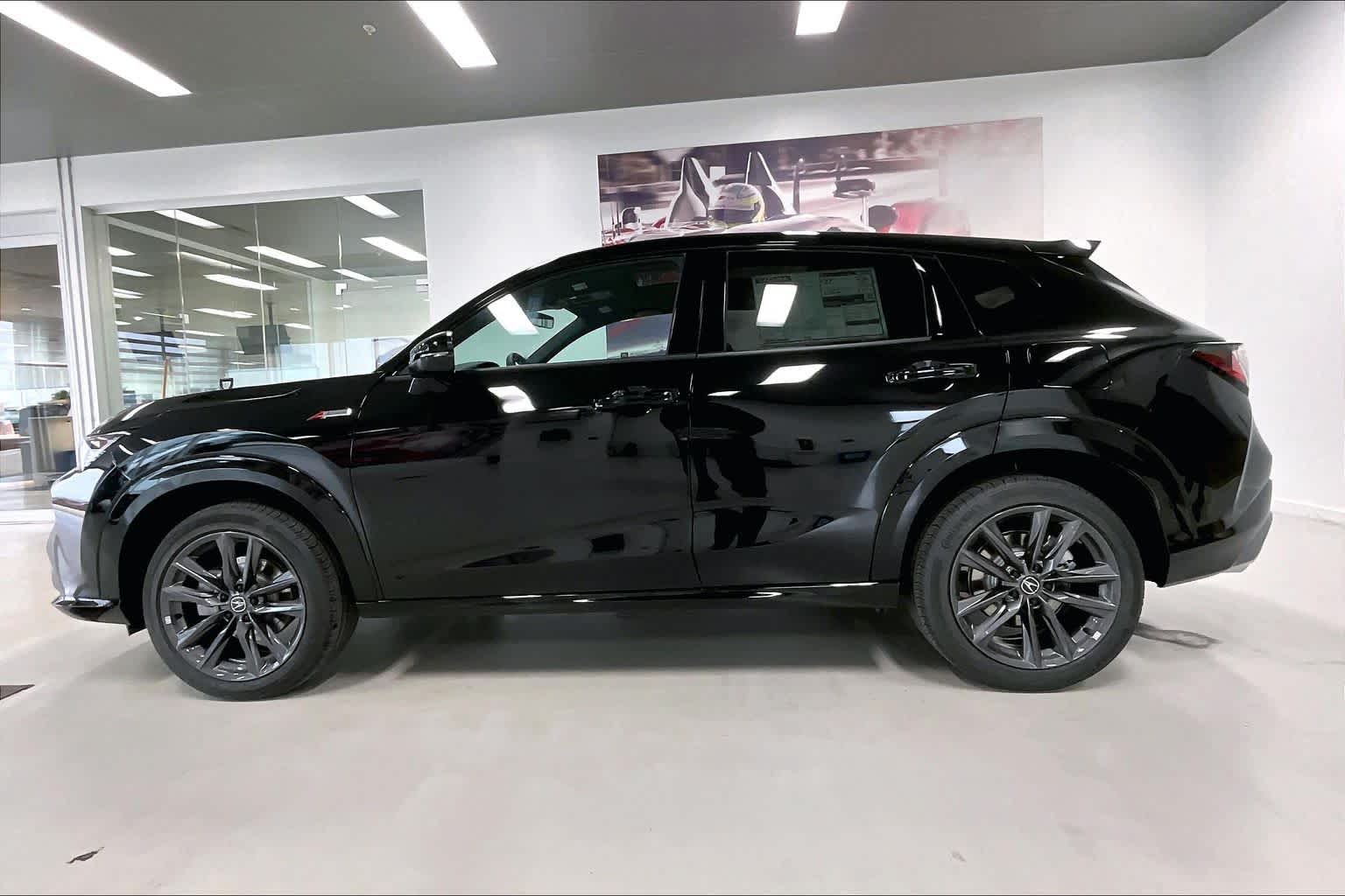 Thumbnail: 2025 Acura ADX - 3