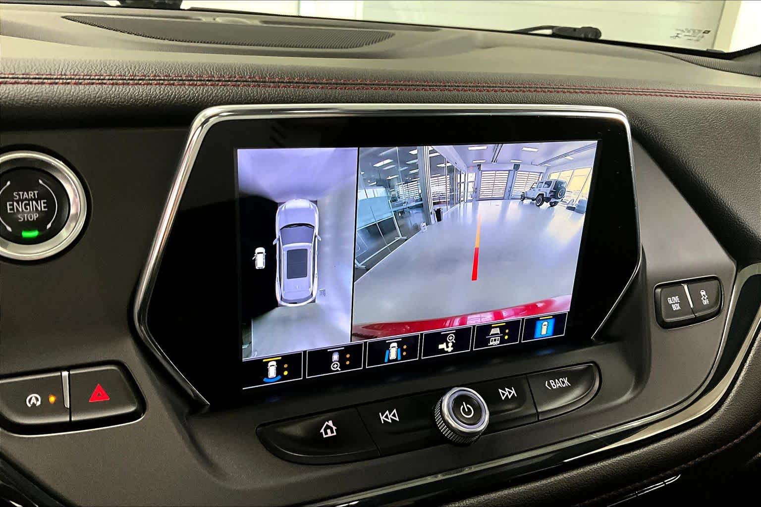 Thumbnail: 2021 Chevrolet Blazer - 24