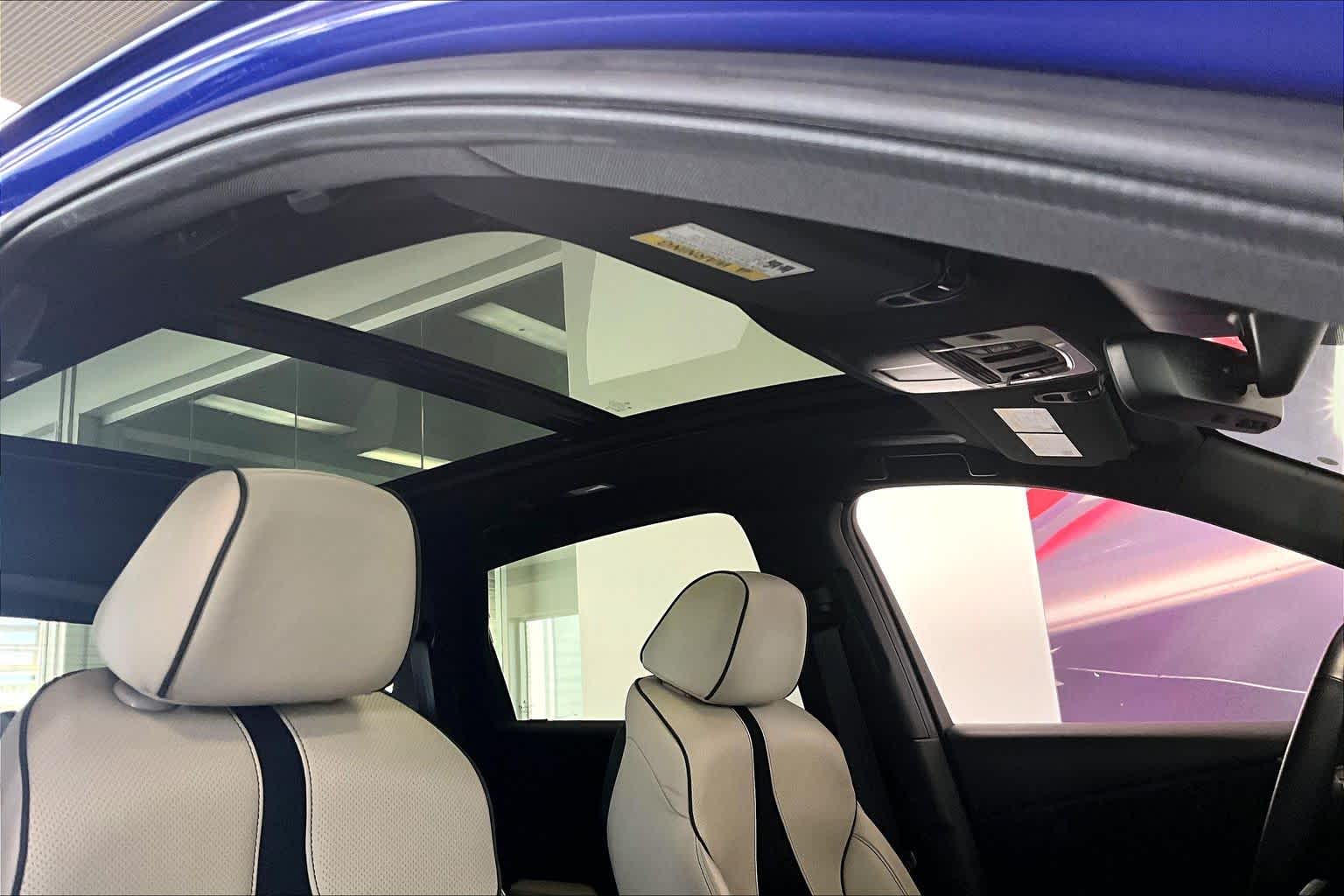 Thumbnail: 2024 Acura RDX - 25