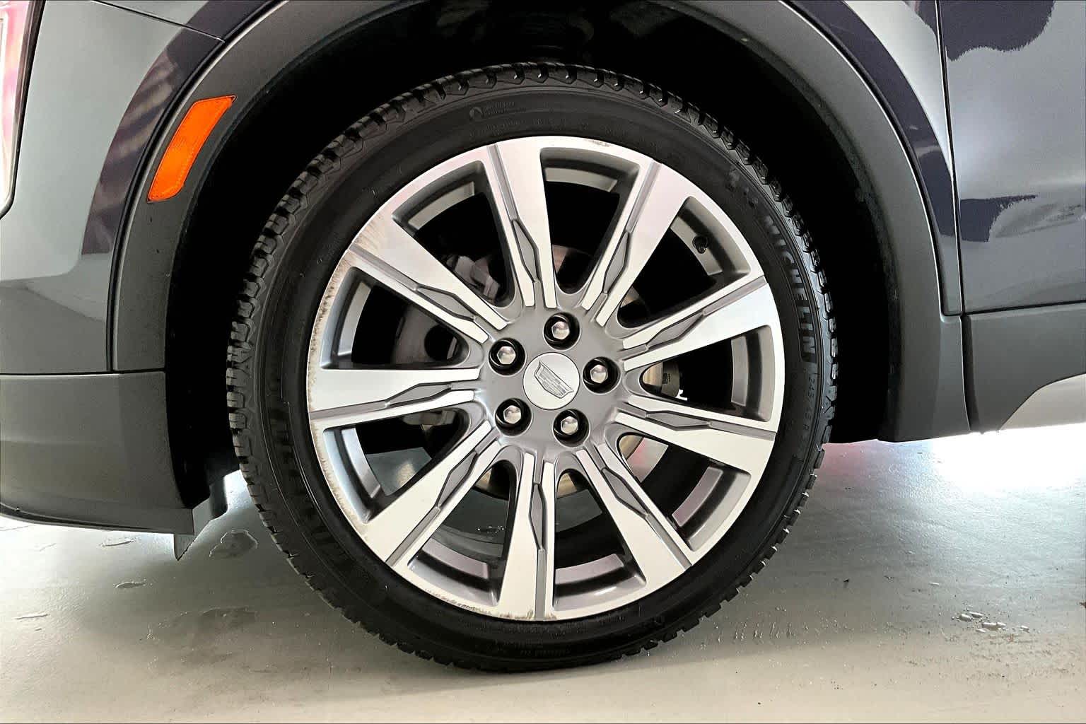 Thumbnail: 2023 Cadillac XT4 - 8