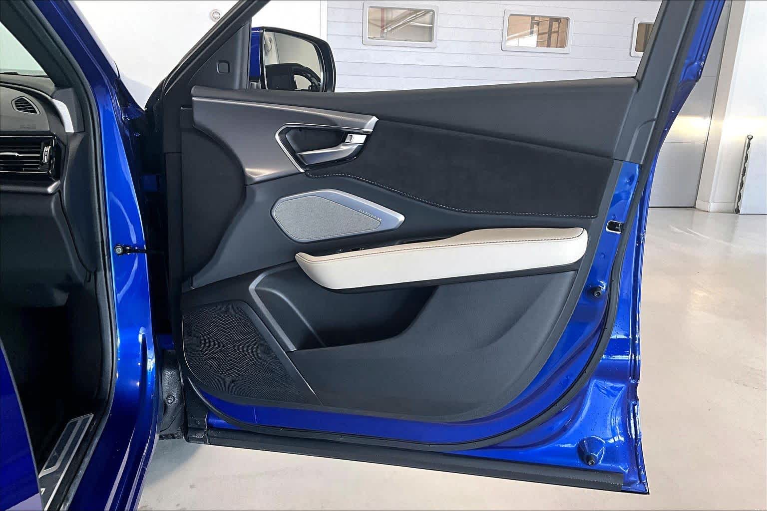 Thumbnail: 2024 Acura RDX - 23