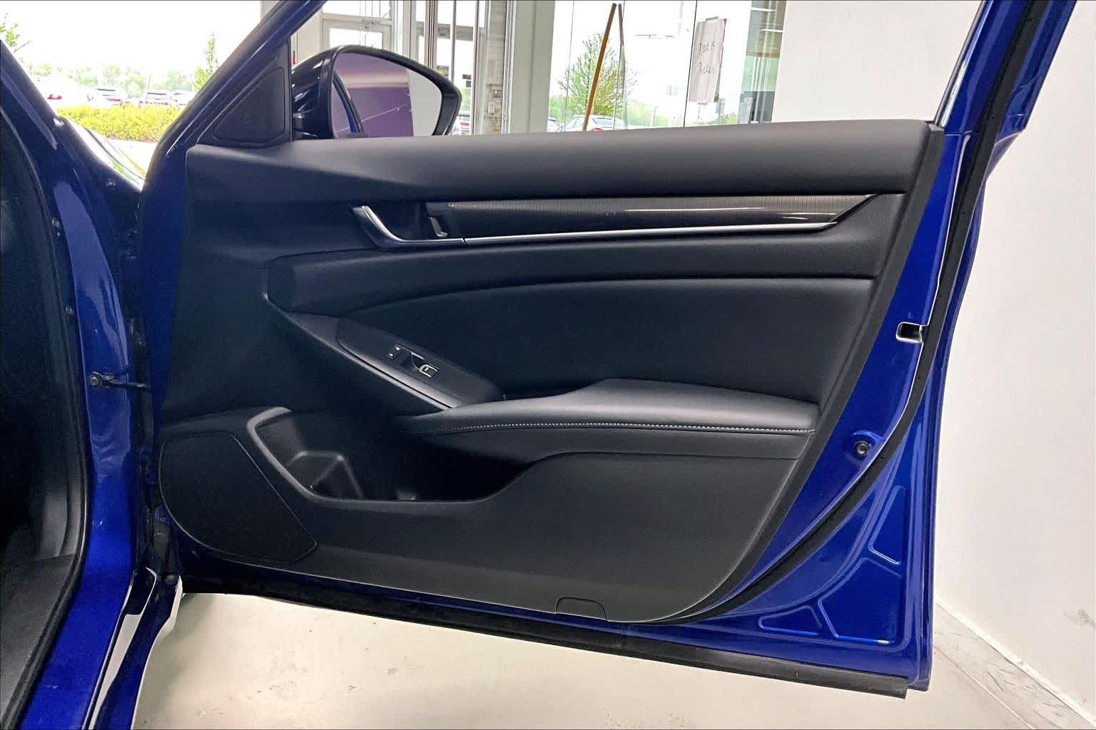 Thumbnail: 2022 Honda Accord - 24