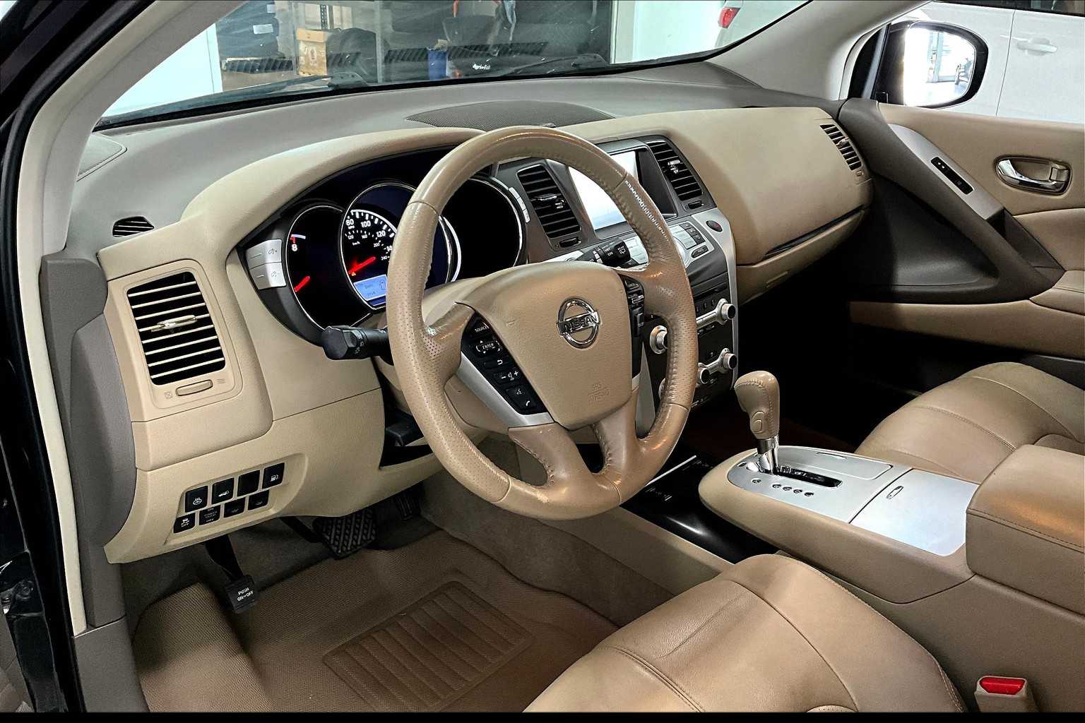 2012 Nissan Murano SL -
                  Johnston, IA