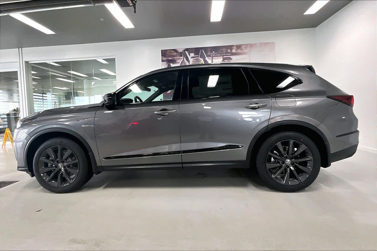 Thumbnail: 2026 Acura MDX - 3