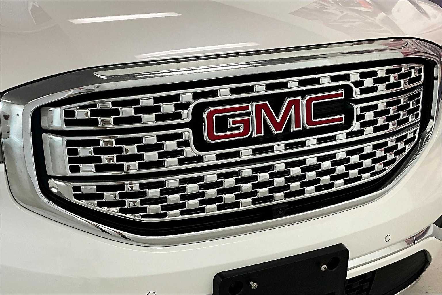 Thumbnail: 2018 GMC Acadia - 28