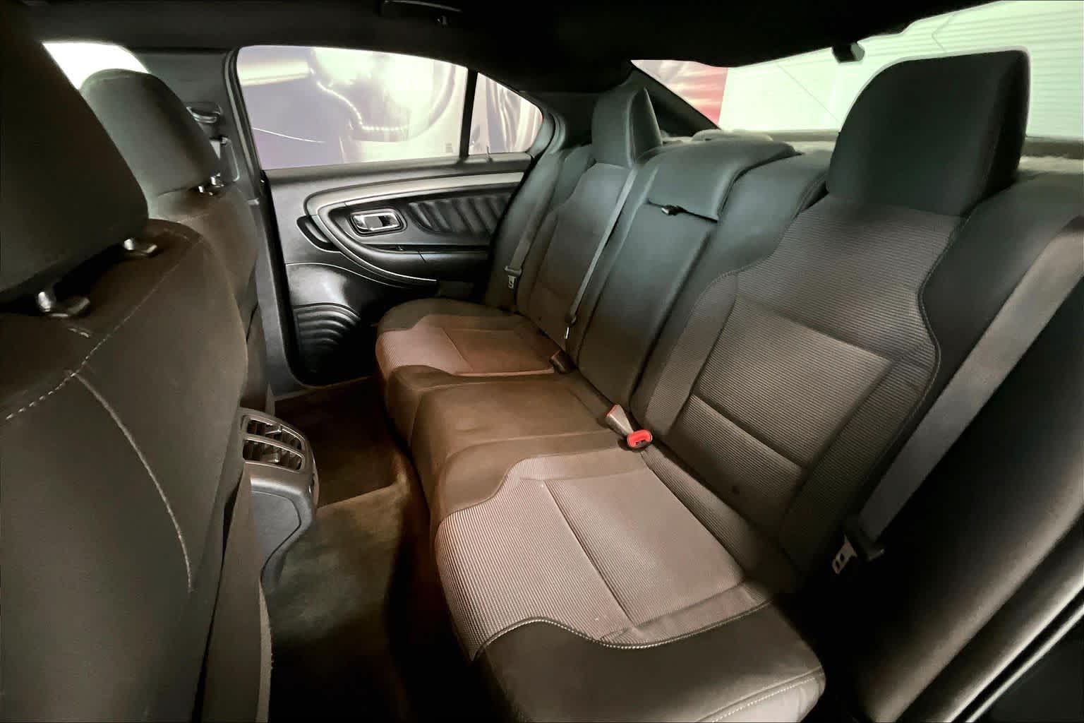 Thumbnail: 2014 Ford Taurus - 26
