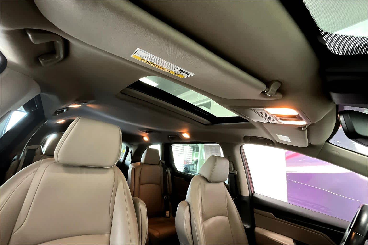 Thumbnail: 2018 Honda Odyssey - 27