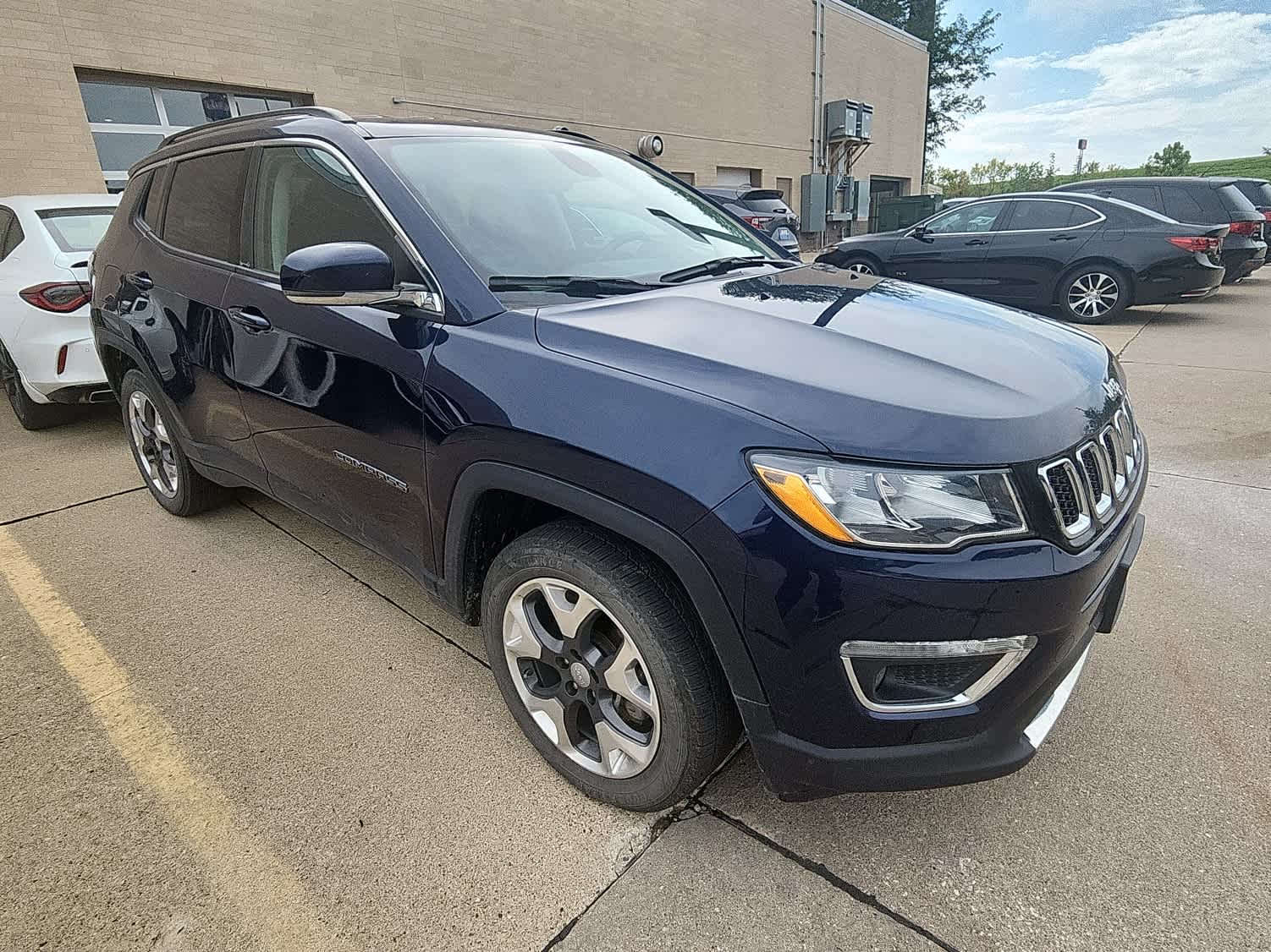 Thumbnail: 2019 Jeep Compass - 2