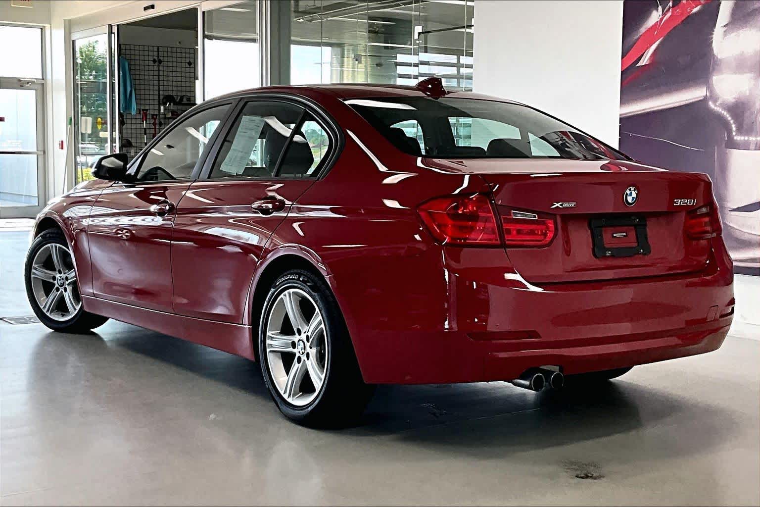 Thumbnail: 2013 BMW 3 Series - 4