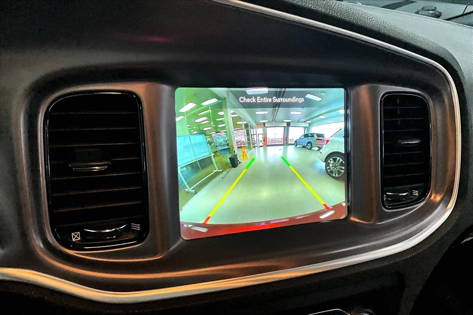 Thumbnail: 2020 Dodge Charger - 24