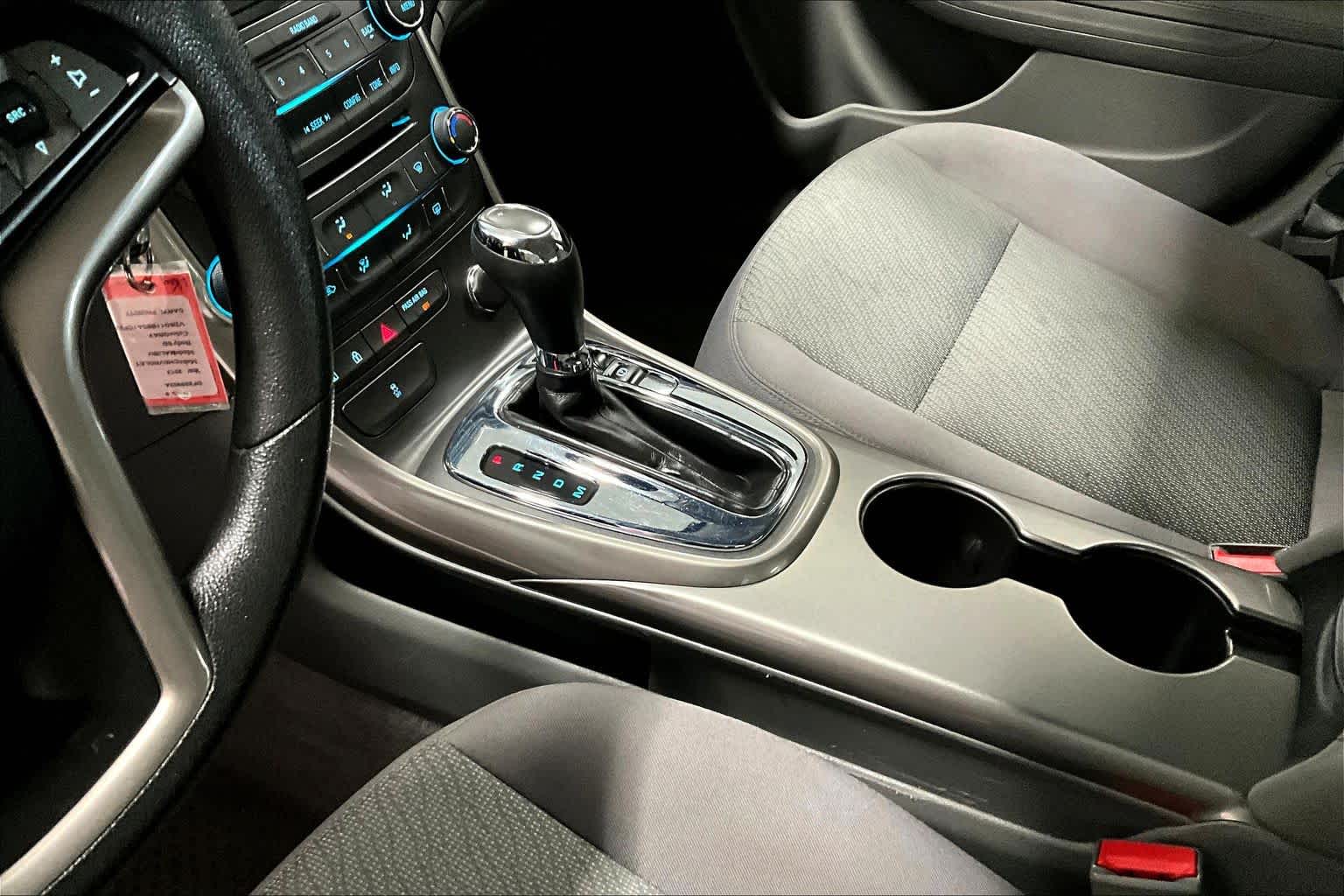 Thumbnail: 2013 Chevrolet Malibu - 15