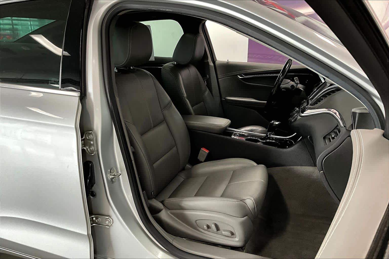 Thumbnail: 2019 Chevrolet Impala - 12