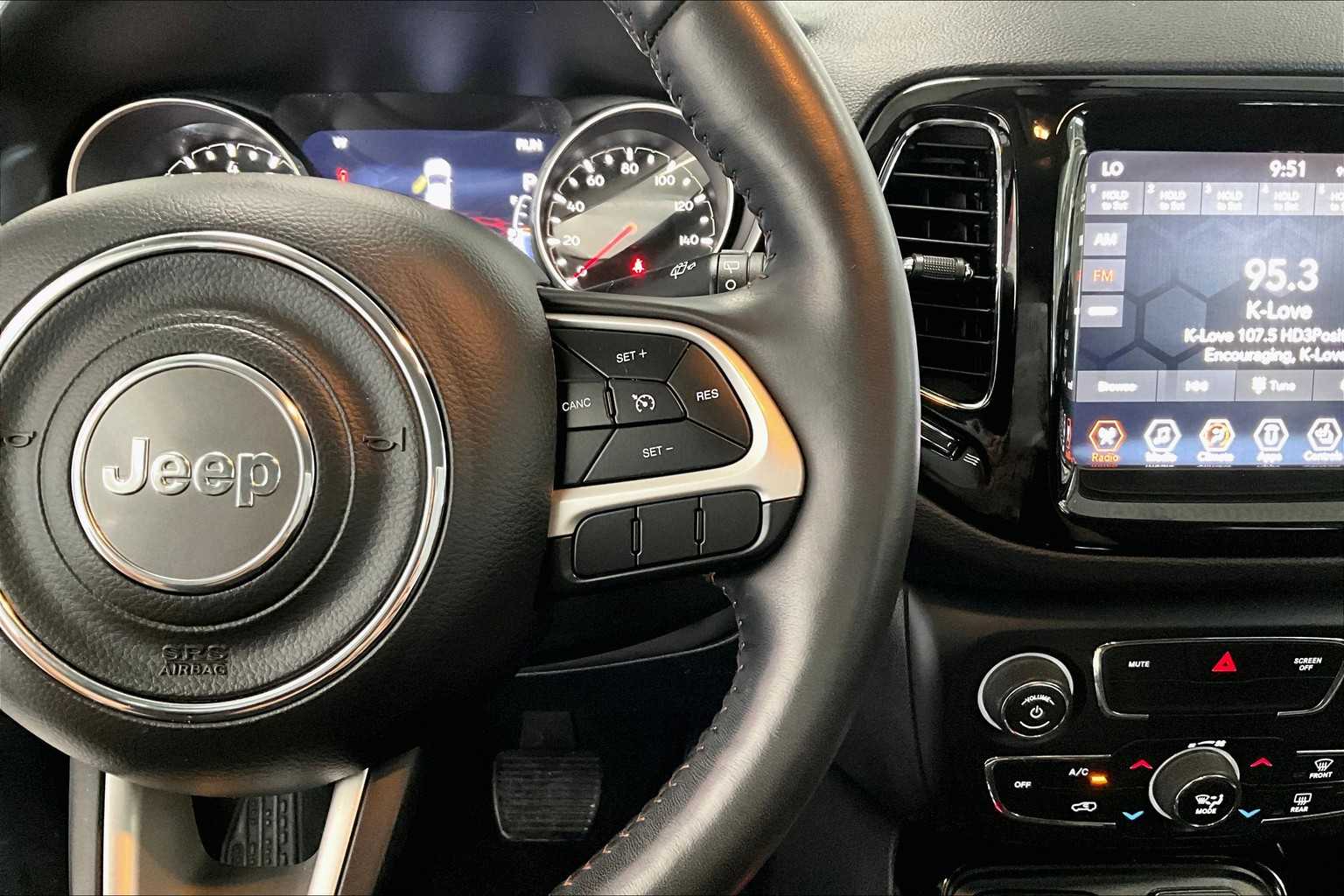 Thumbnail: 2019 Jeep Compass - 23