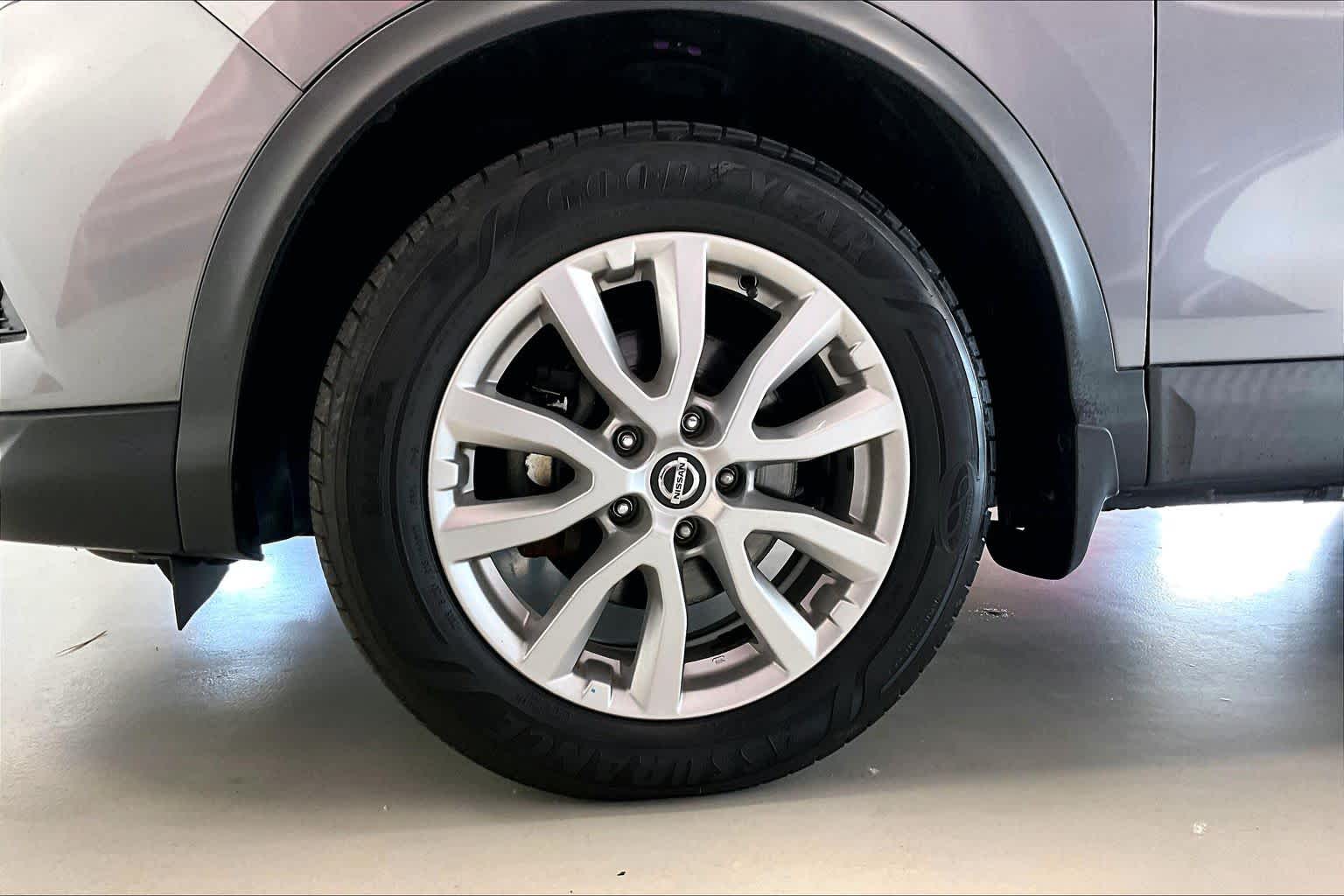 Thumbnail: 2020 Nissan Rogue Sport - 7