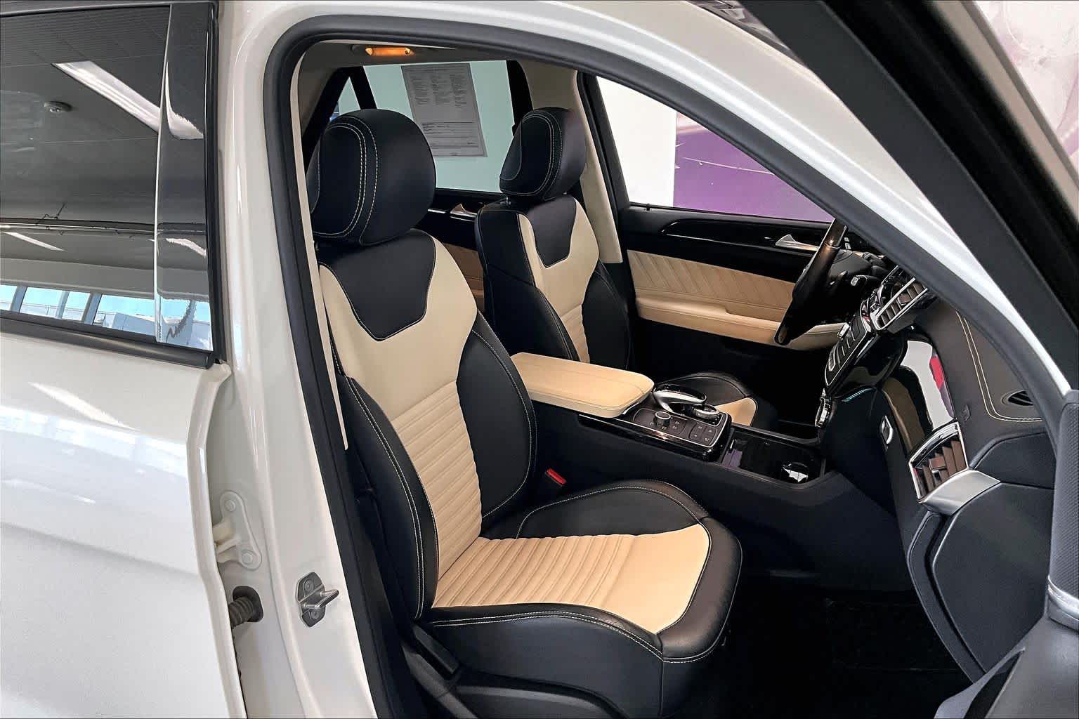 Thumbnail: 2018 Mercedes-Benz GLE - 11