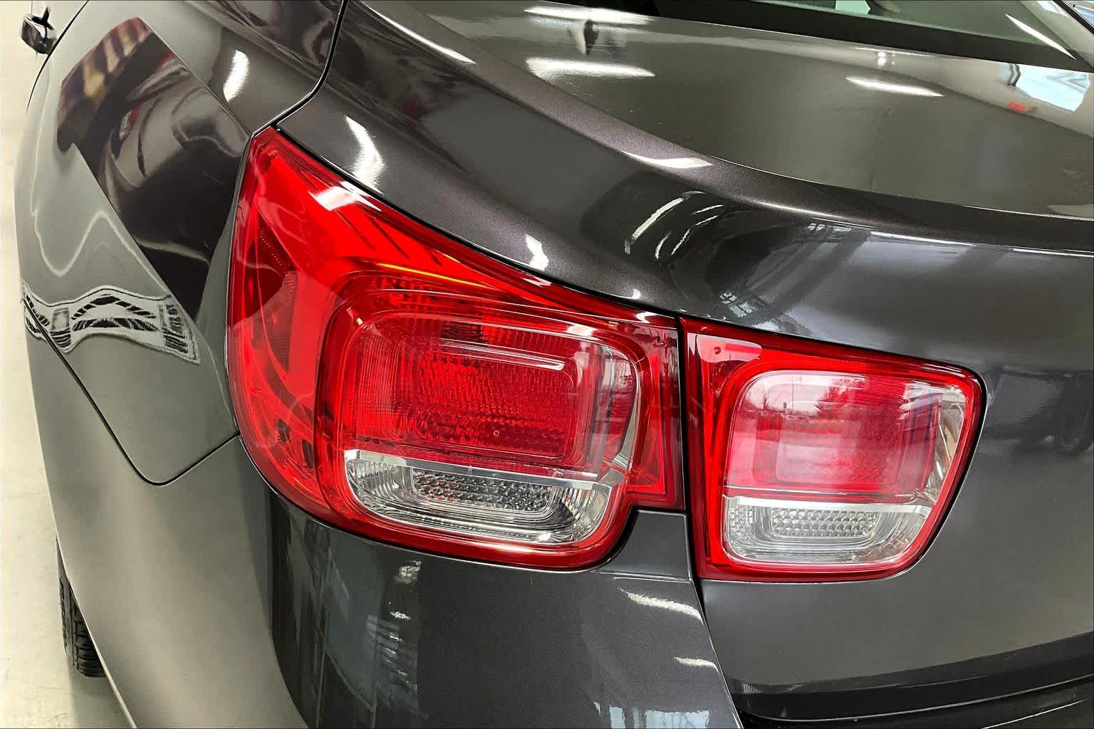 Thumbnail: 2013 Chevrolet Malibu - 30